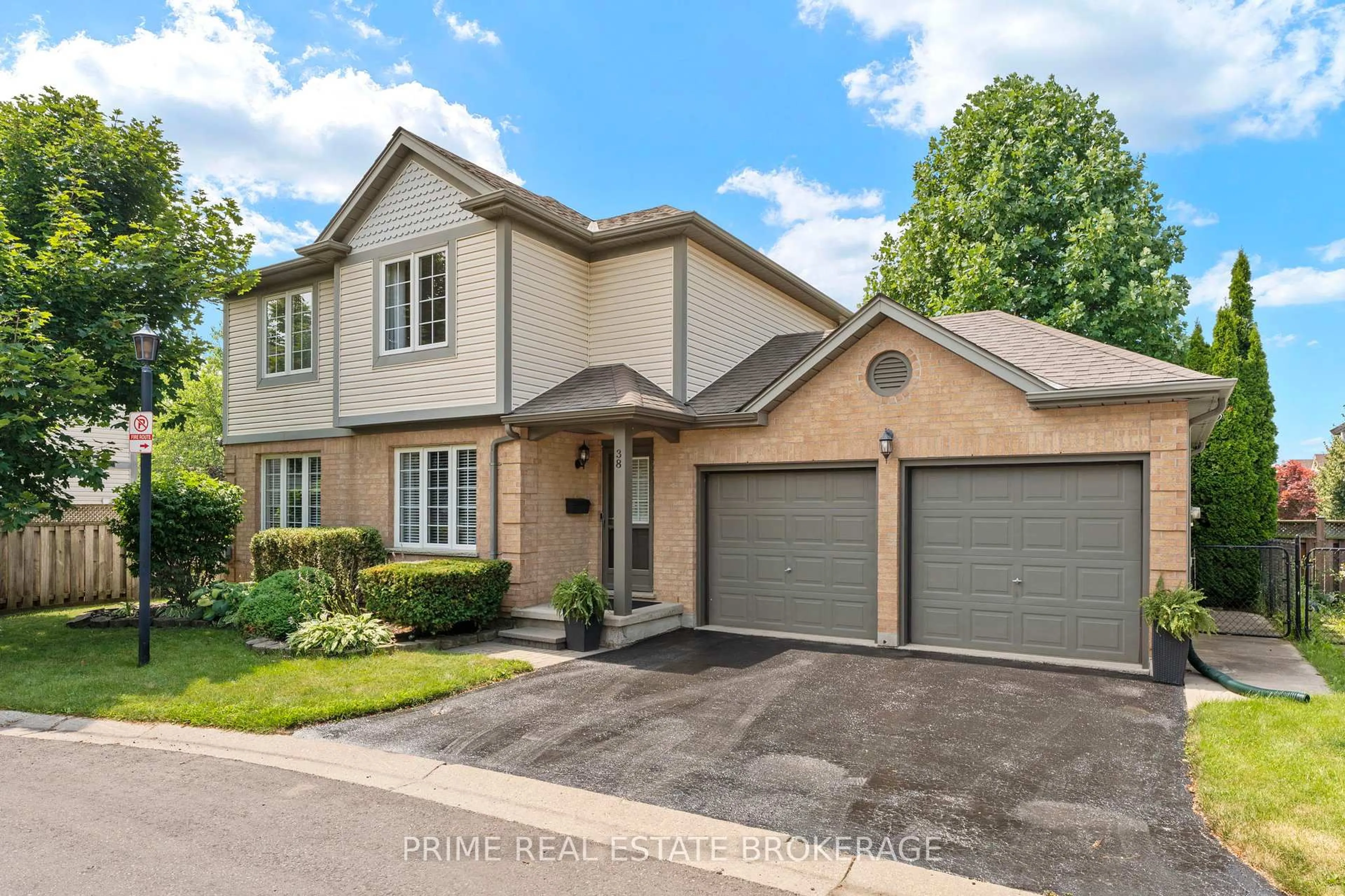 Home with brick exterior material, street for 335 Lighthouse Rd #38, London South Ontario N6M 1J8