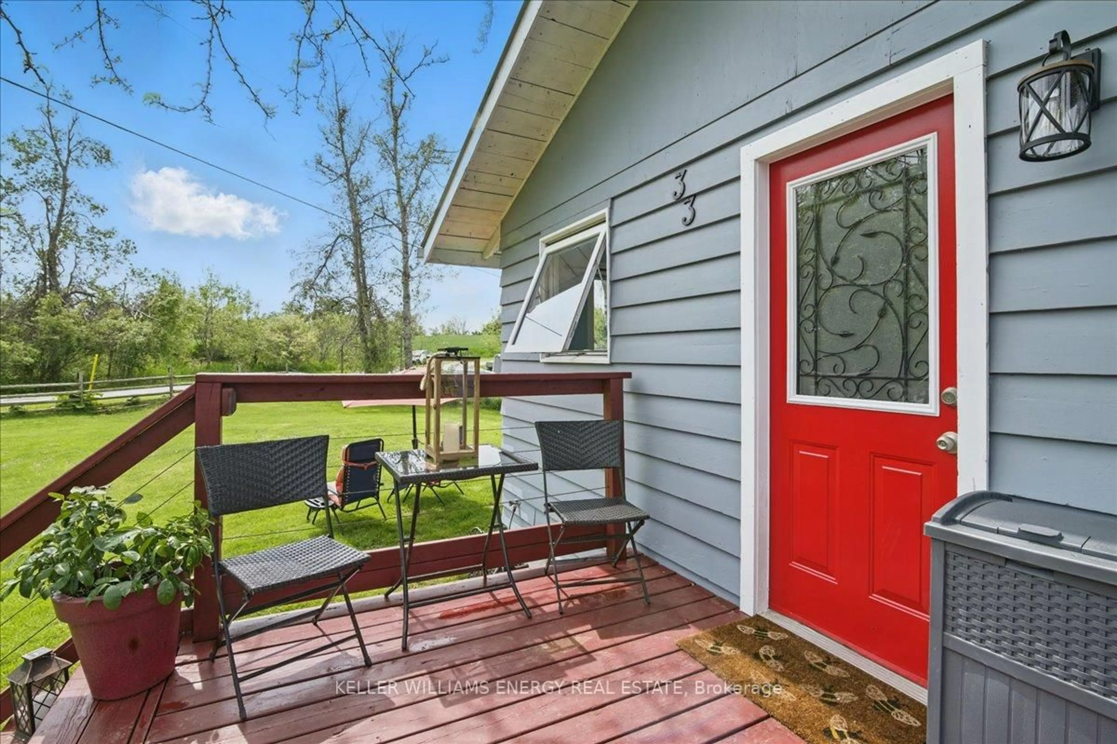 Patio, street for 33 Lila Crt, Kawartha Lakes Ontario K0L 2W0