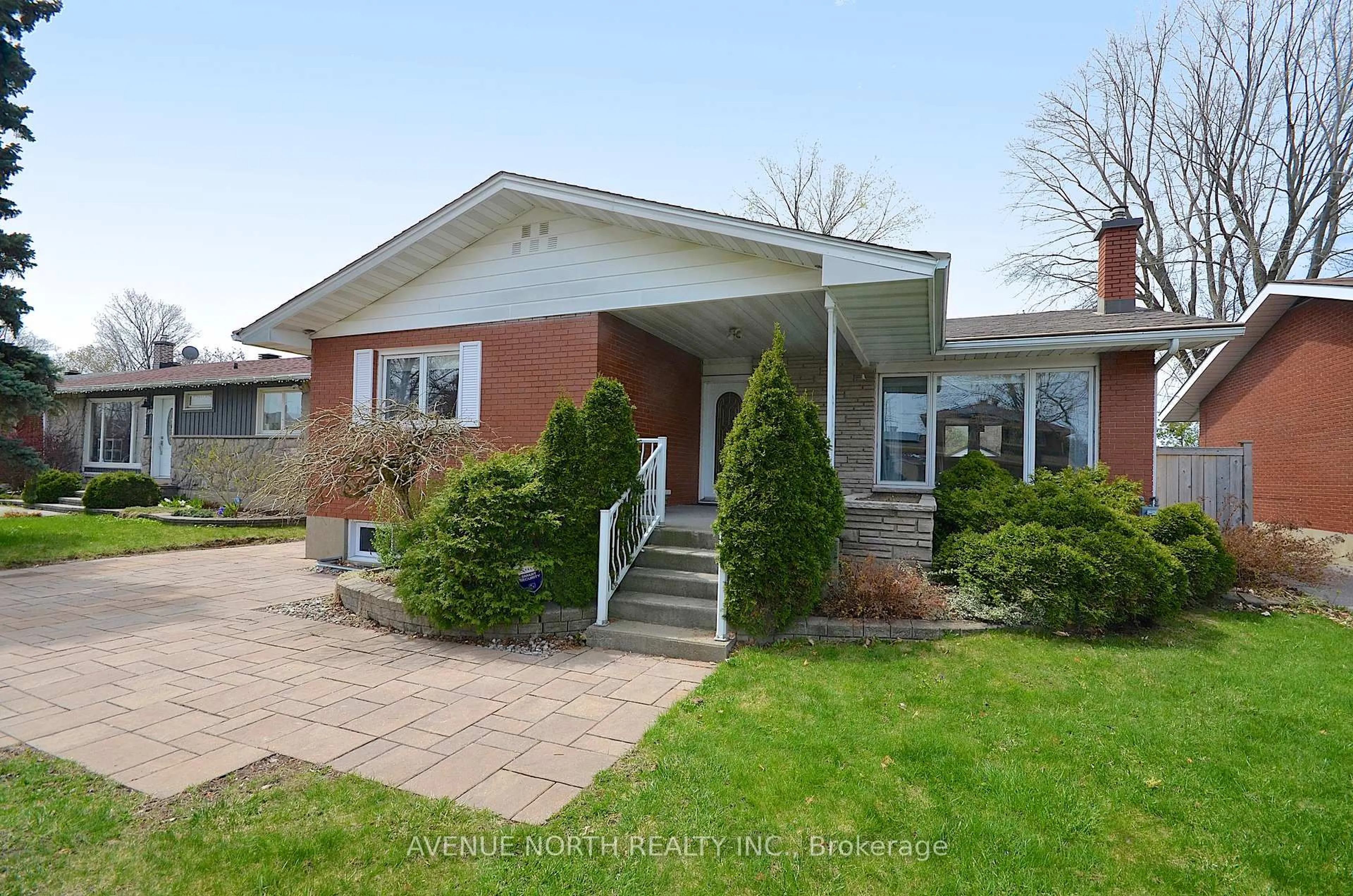 Home with brick exterior material, street for 866 Claude St, Ottawa Ontario K1K 2S6