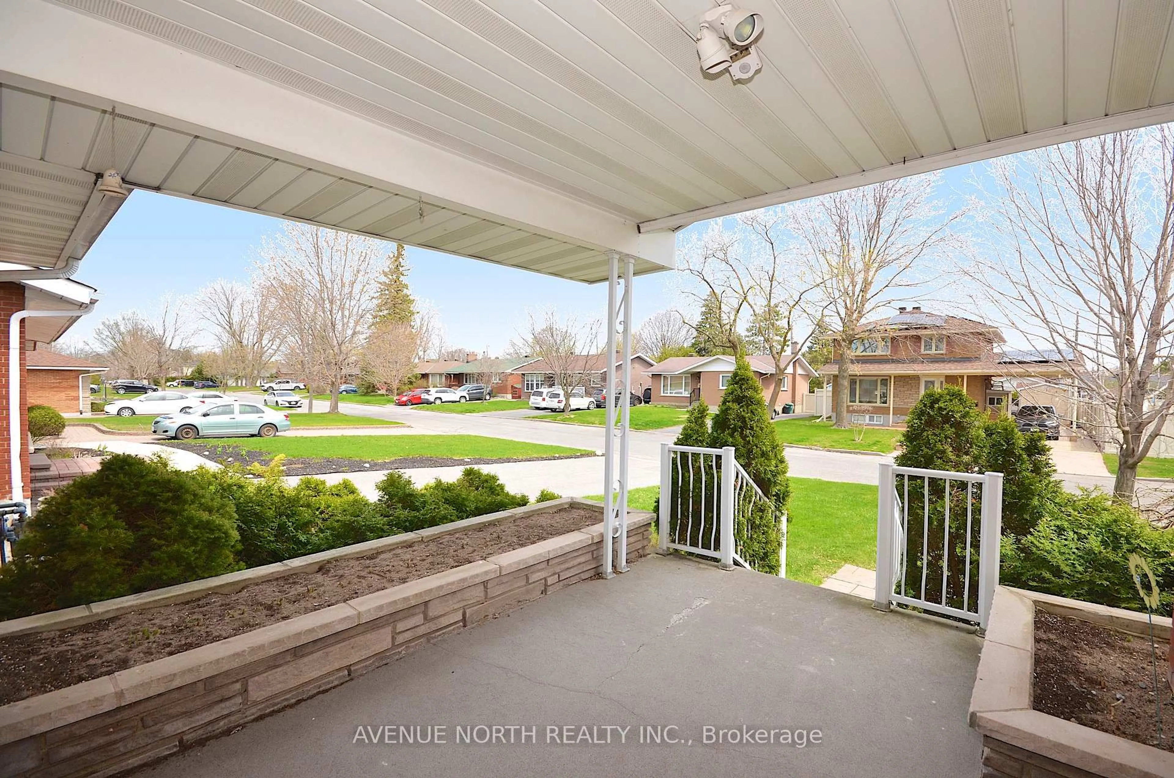 Patio, unknown for 866 Claude St, Ottawa Ontario K1K 2S6