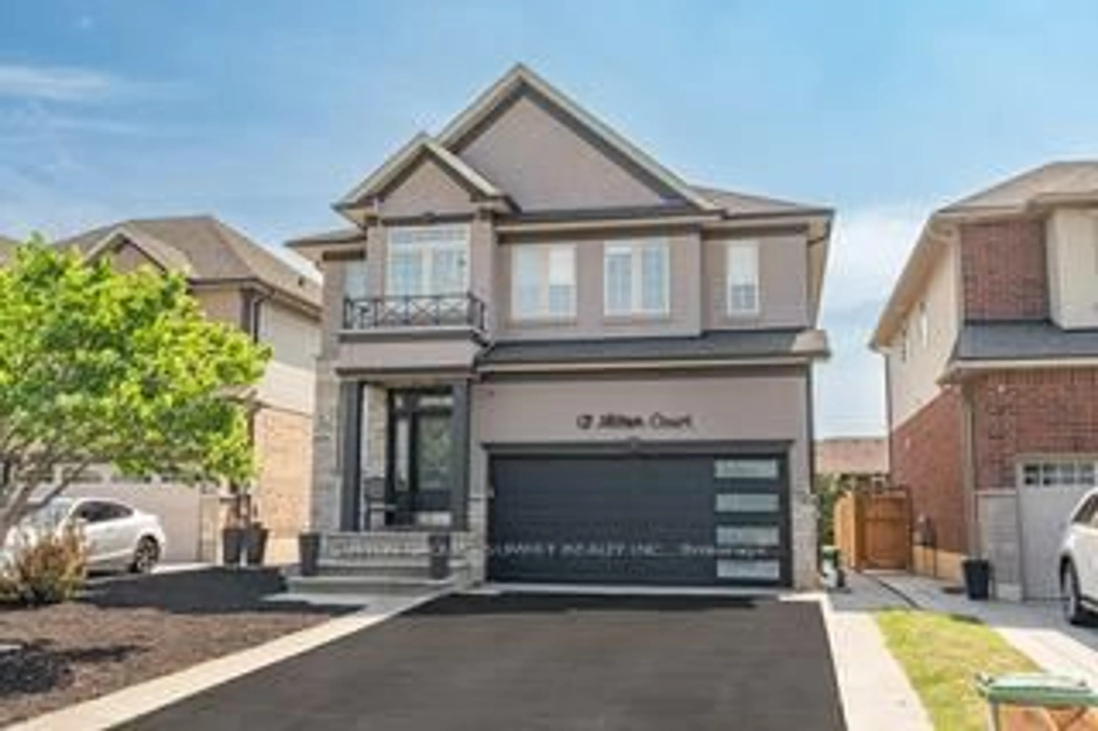 Home with brick exterior material, street for 12 Mitten Crt, Hamilton Ontario L8W 0B3