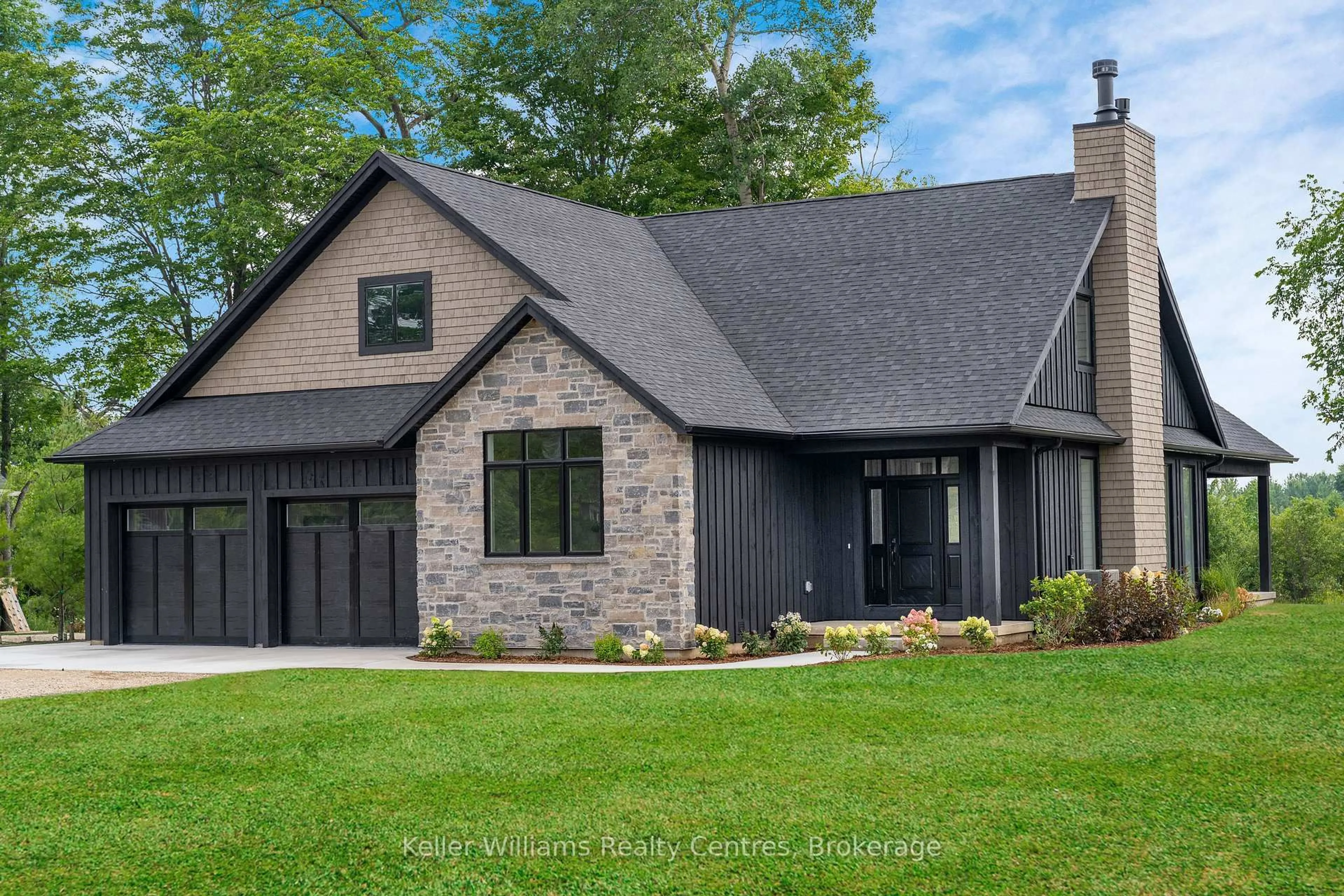 Home with brick exterior material, street for 104 Butternut Crt, Grey Highlands Ontario N0C 1H0