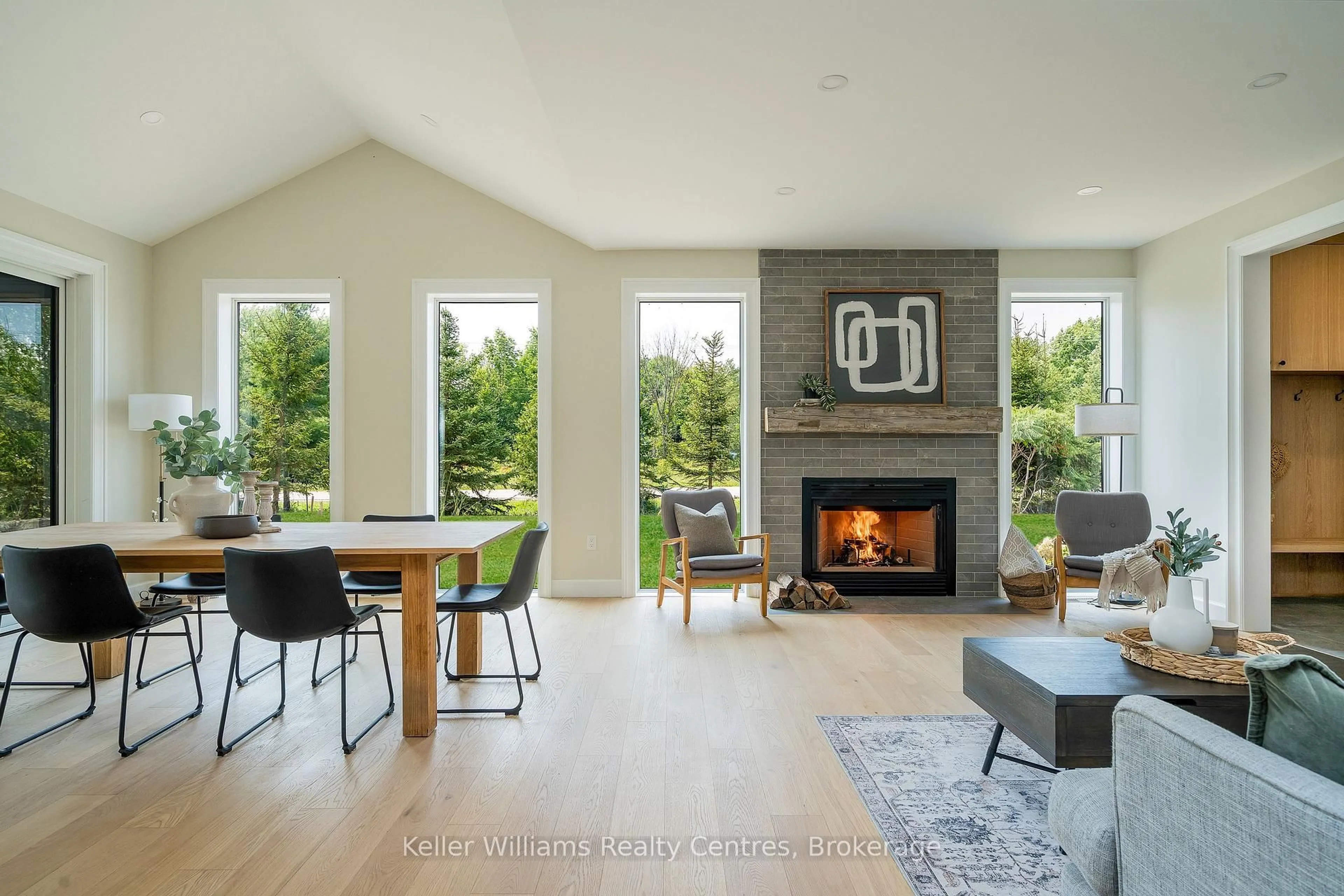 Living room with furniture, unknown for 104 Butternut Crt, Grey Highlands Ontario N0C 1H0