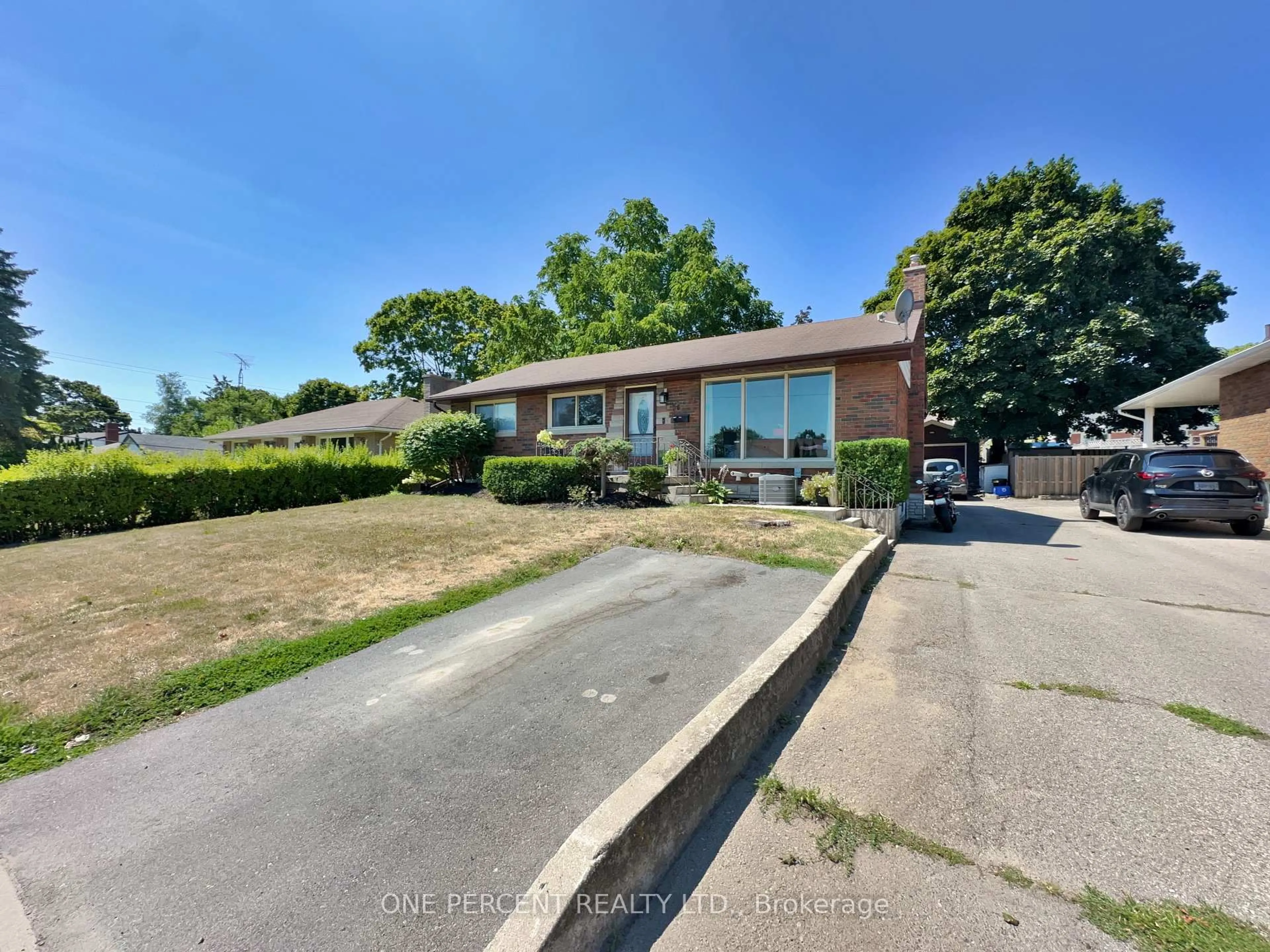 A pic from outside/outdoor area/front of a property/back of a property/a pic from drone, street for 36 THIRD Ave, Quinte West Ontario K8V 5N2