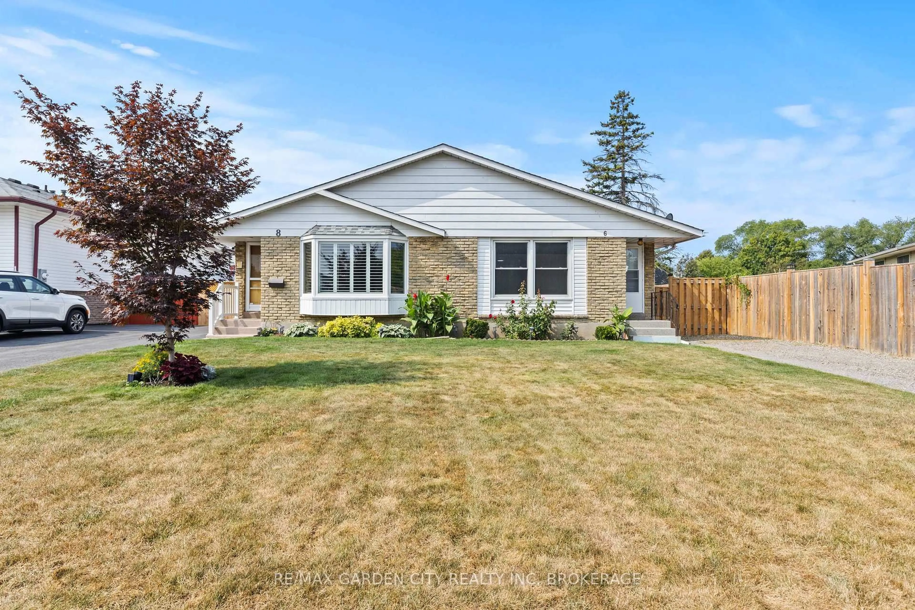 Unknown for 6 McCordick Dr, St. Catharines Ontario L2N 6S3
