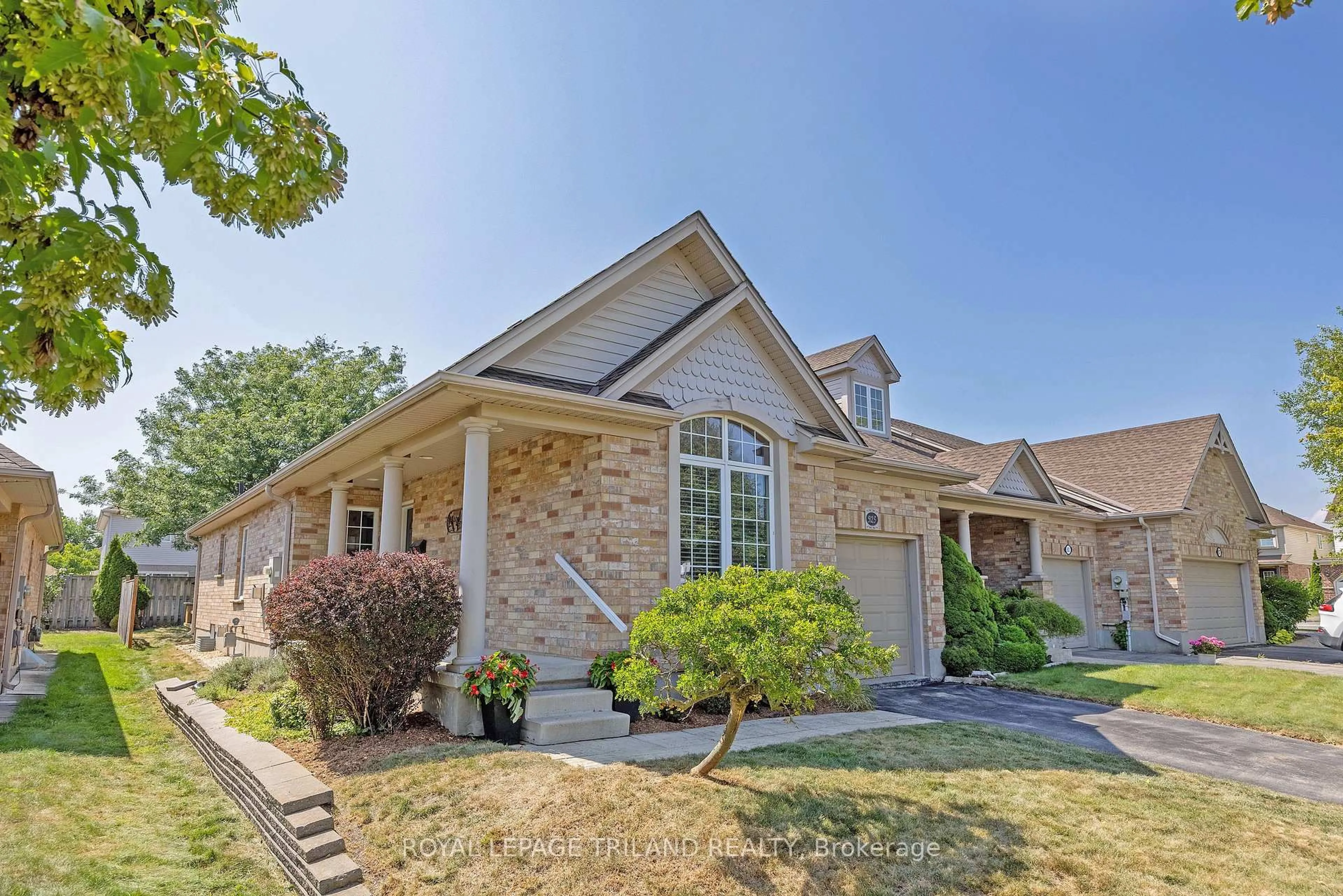 Home with brick exterior material, street for 925 Silversmith St, London North Ontario N6H 5T5