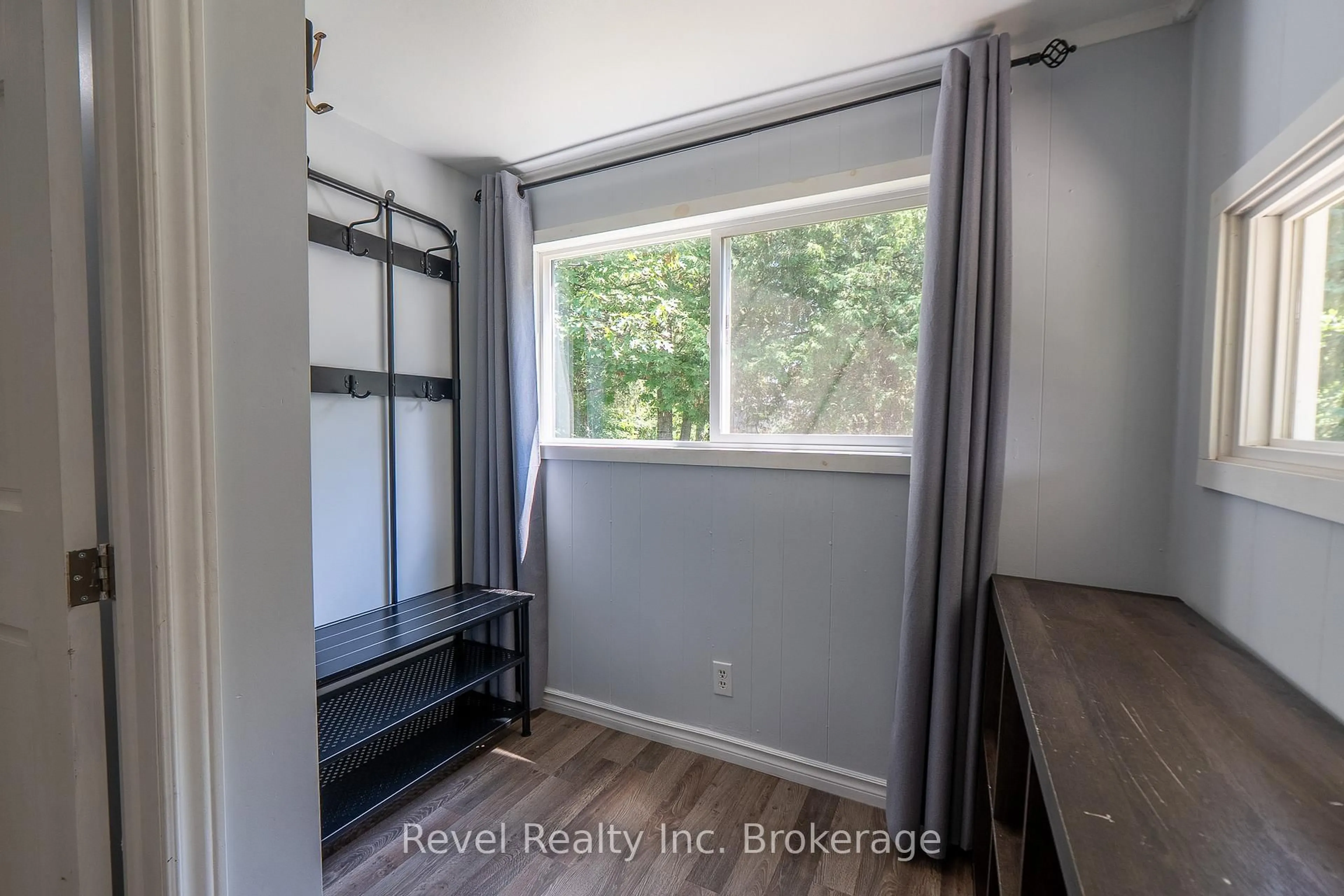 A pic of a room for 14 Mowat Cres, North Bay Ontario P1A 1R5