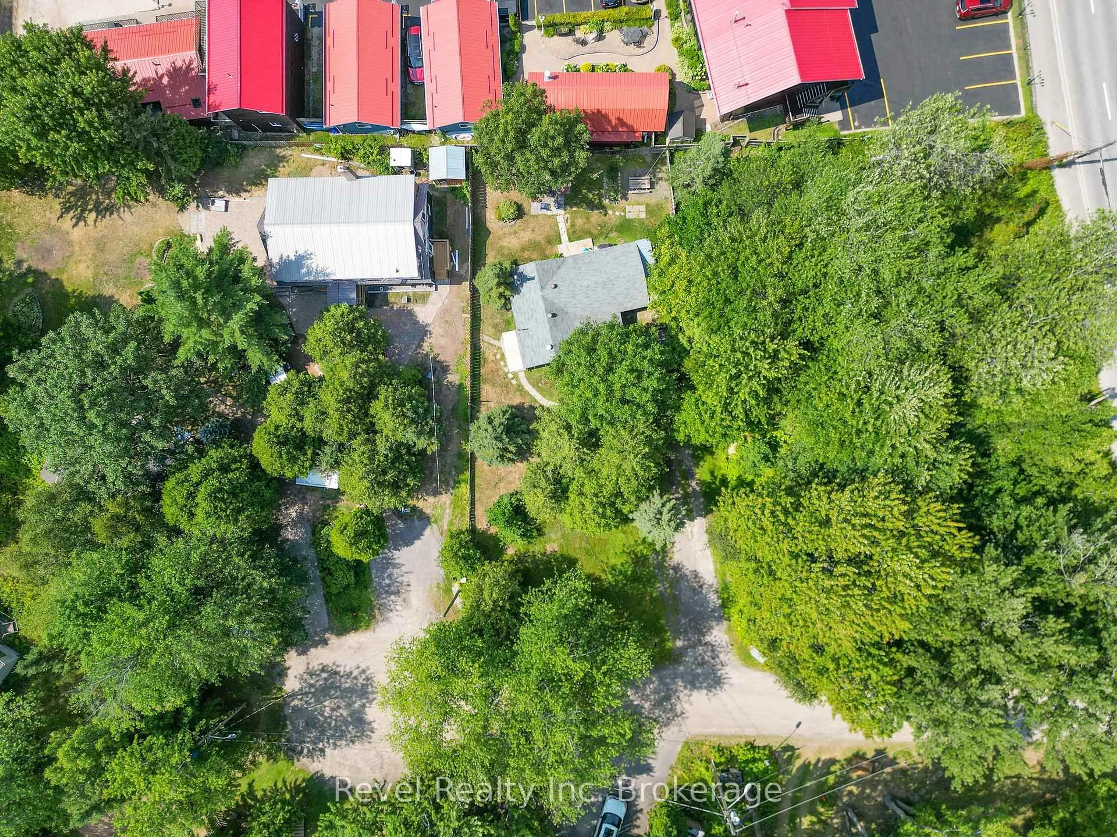 A pic from outside/outdoor area/front of a property/back of a property/a pic from drone, forest/trees view for 14 and 120-121 Mowat Cres, North Bay Ontario P1A 1R5
