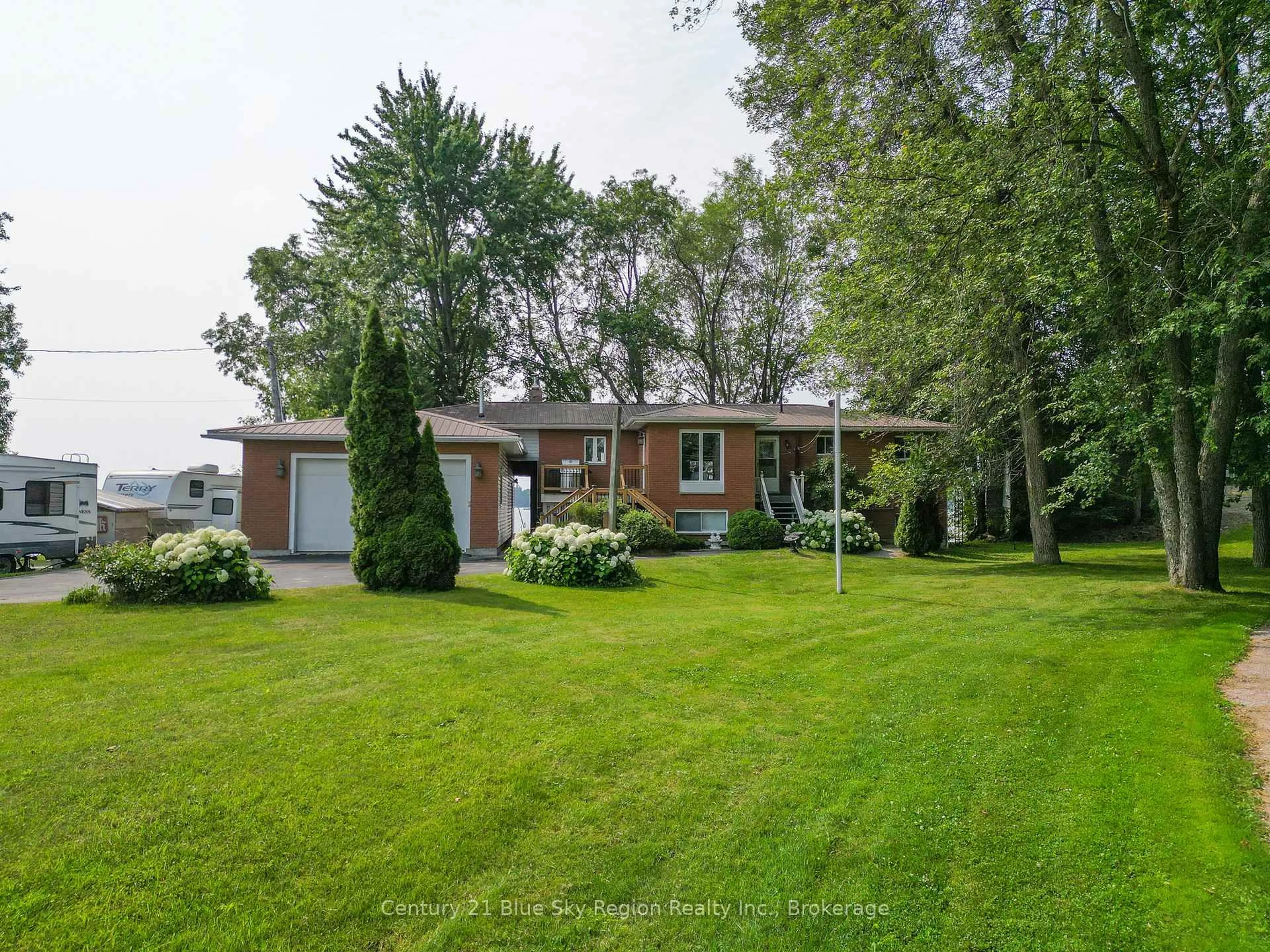 A pic from outside/outdoor area/front of a property/back of a property/a pic from drone, street for 205 Avenue Du Lac Dr, West Nipissing Ontario P0H 2M0