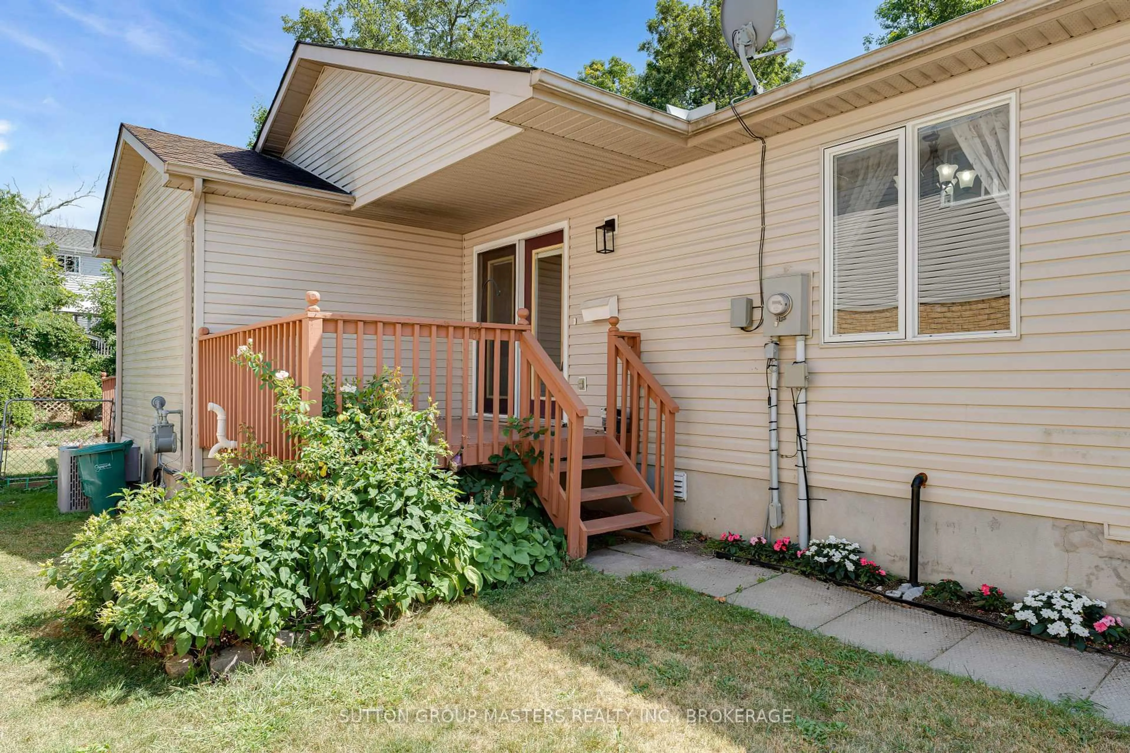 Patio, street for 1049 Waterbury Cres, Kingston Ontario K7M 8V4