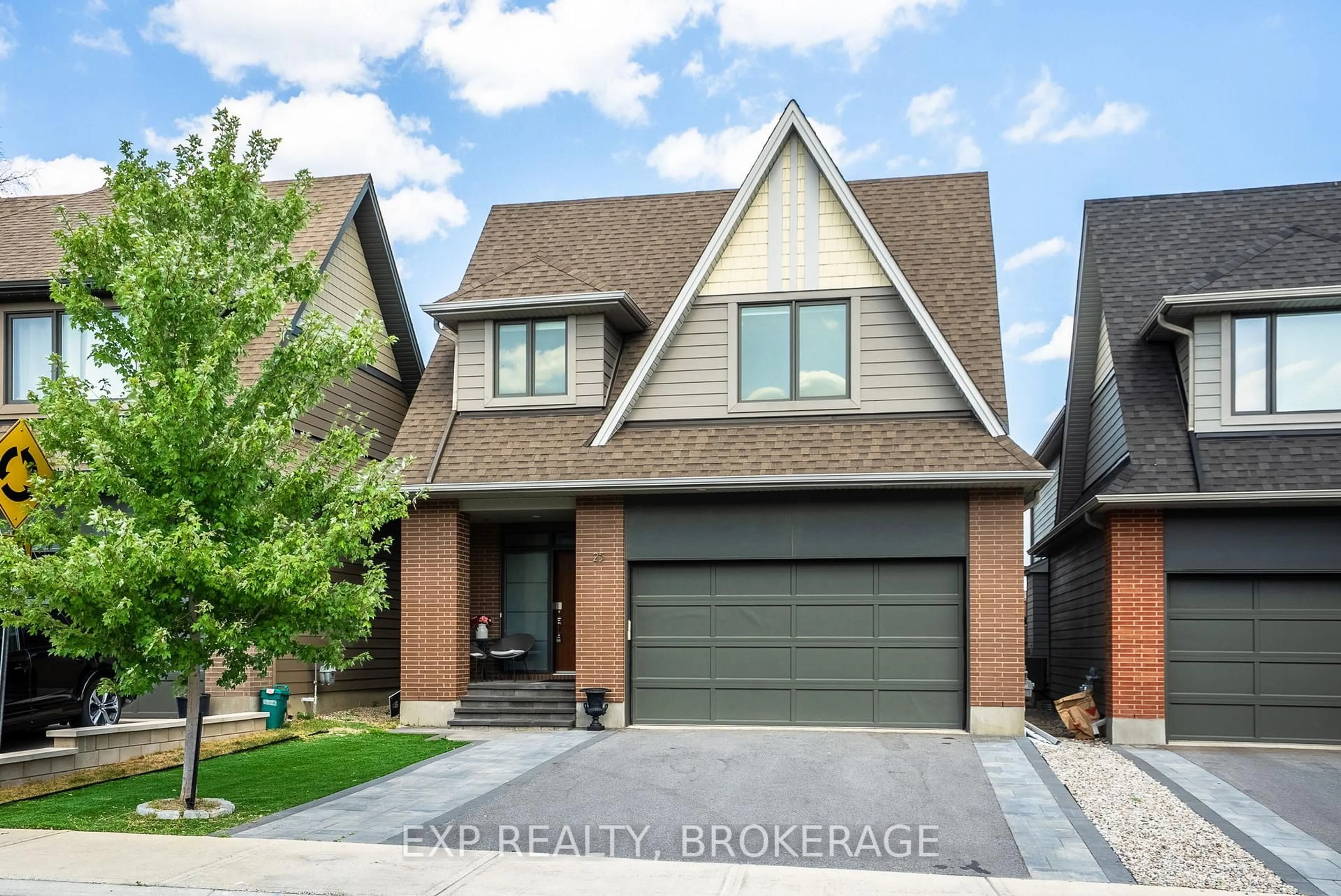 Home with brick exterior material, street for 25 Stanhope Crt, Ottawa Ontario K2C 3H1