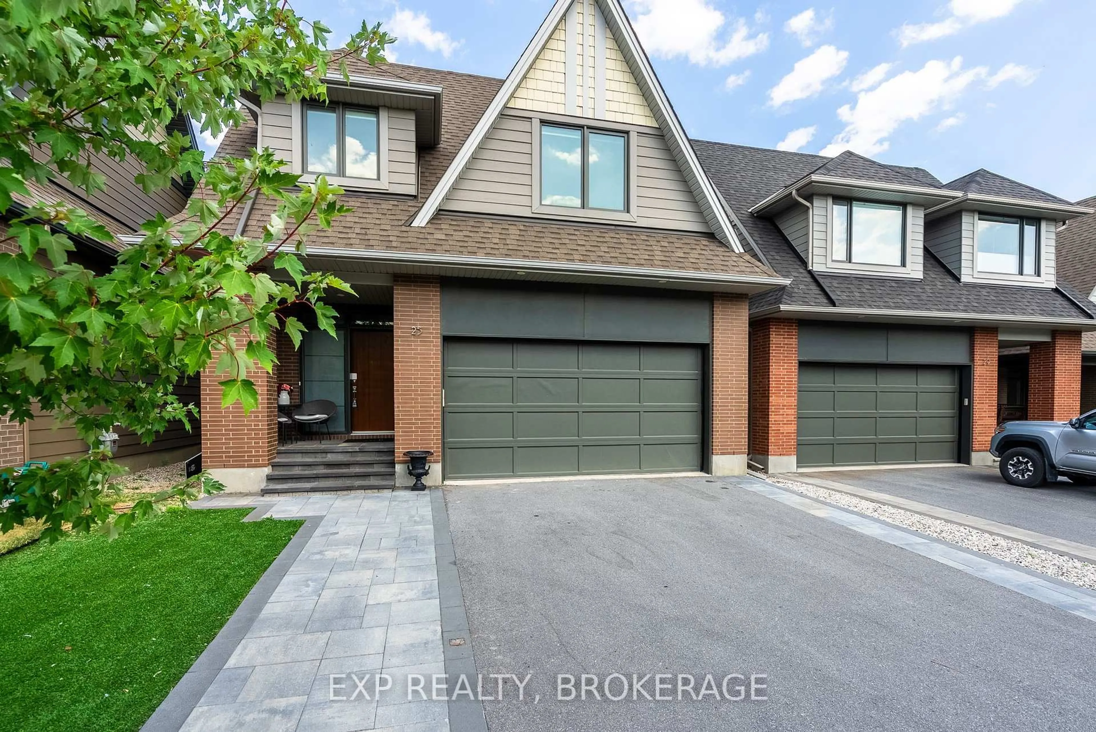 Home with brick exterior material, street for 25 Stanhope Crt, Ottawa Ontario K2C 3H1