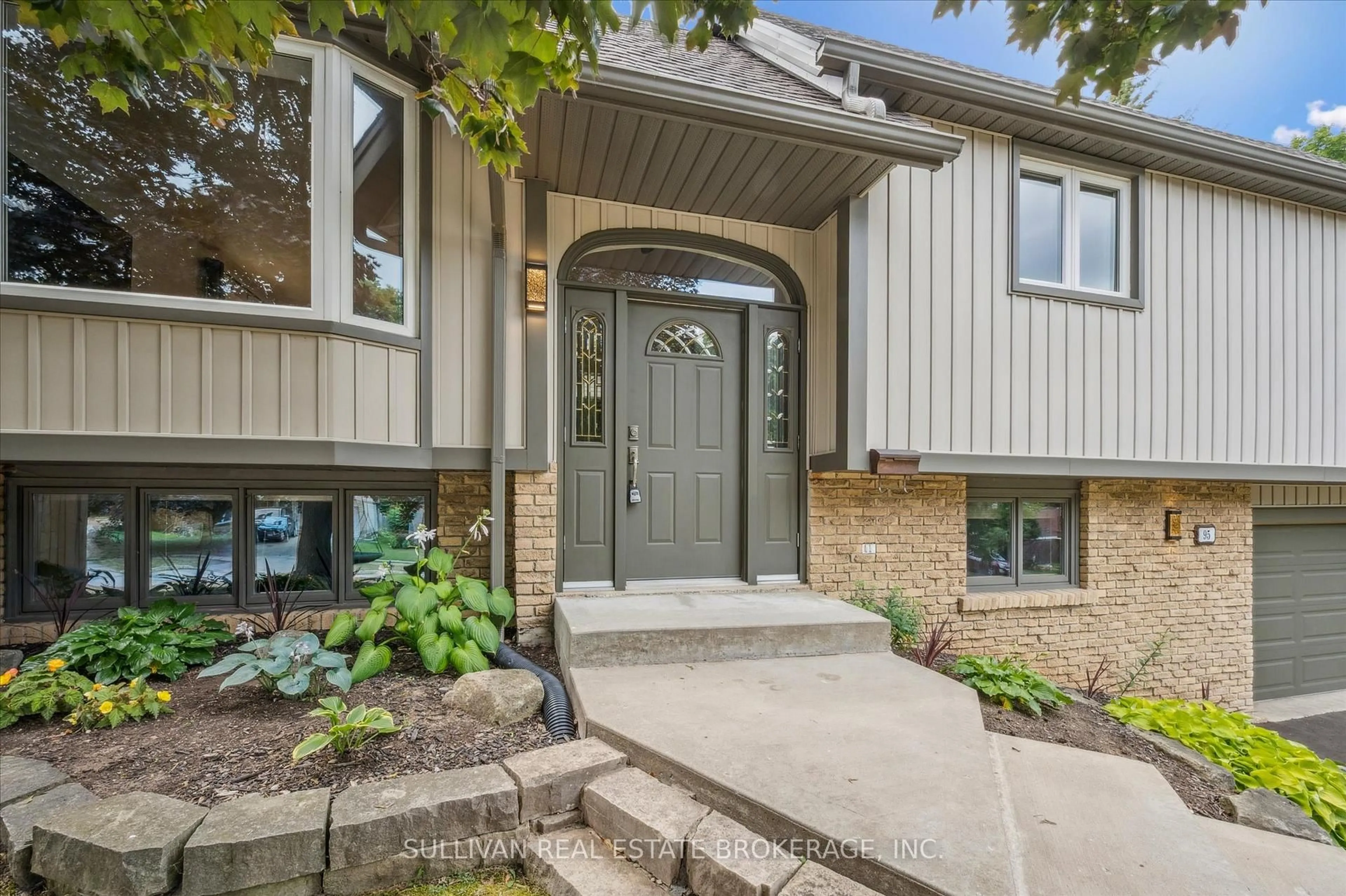 Home with brick exterior material, street for 95 Heather Ave, Cambridge Ontario N3C 3C1