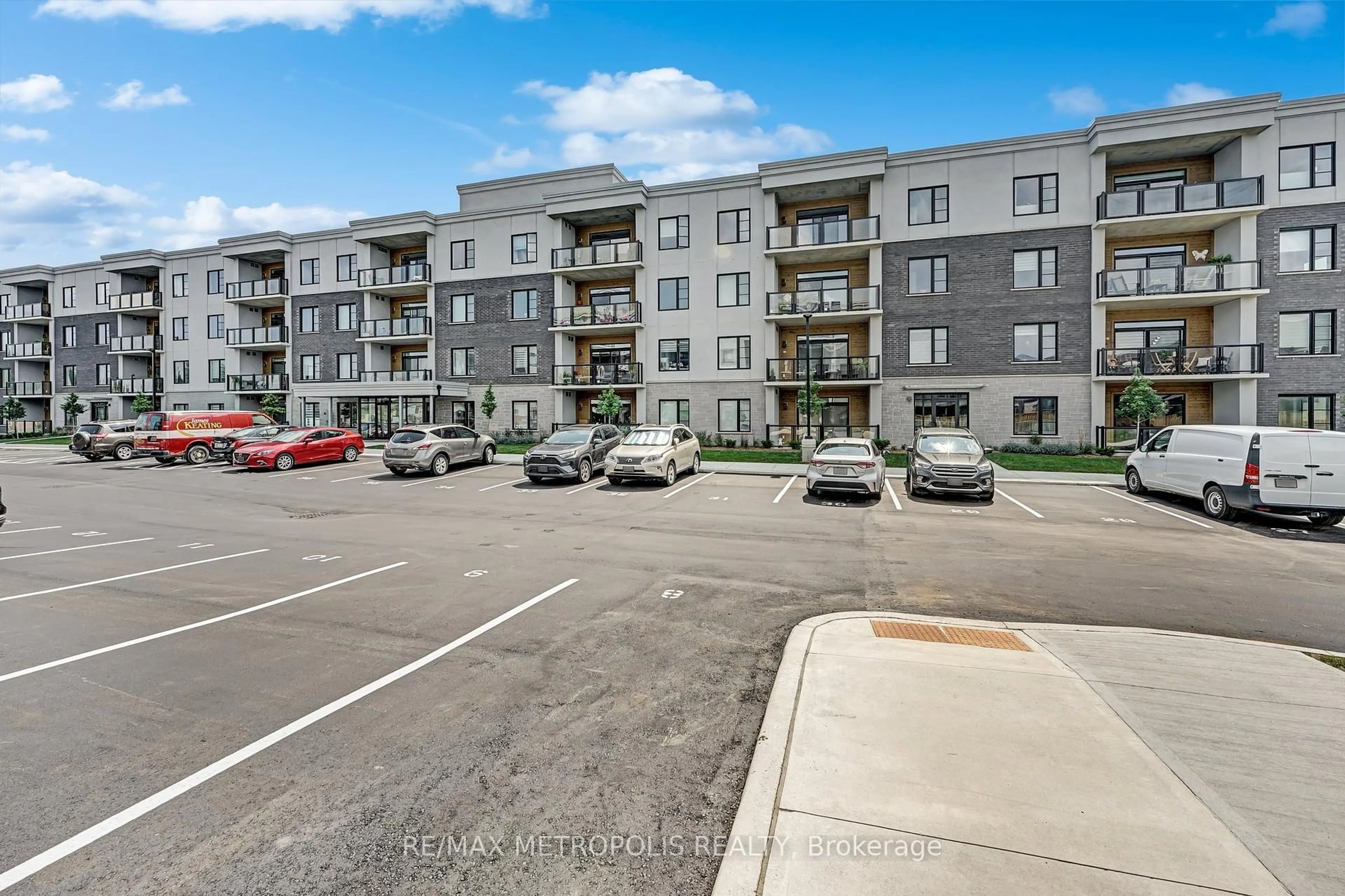 Patio, unknown for 99B FARLEY Rd #407, Centre Wellington Ontario N1M 0J9