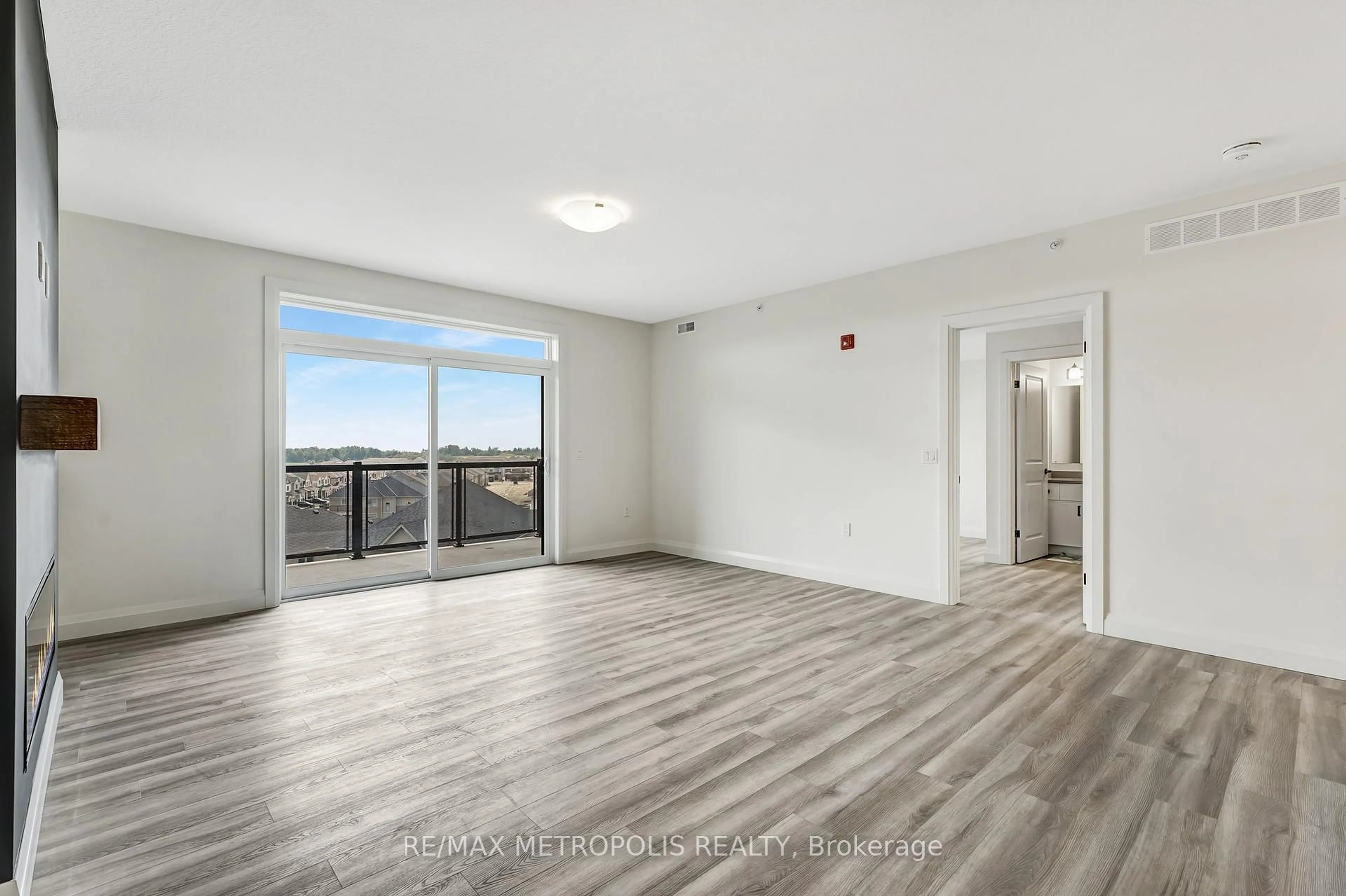 A pic of a room for 99B FARLEY Rd #407, Centre Wellington Ontario N1M 0J9