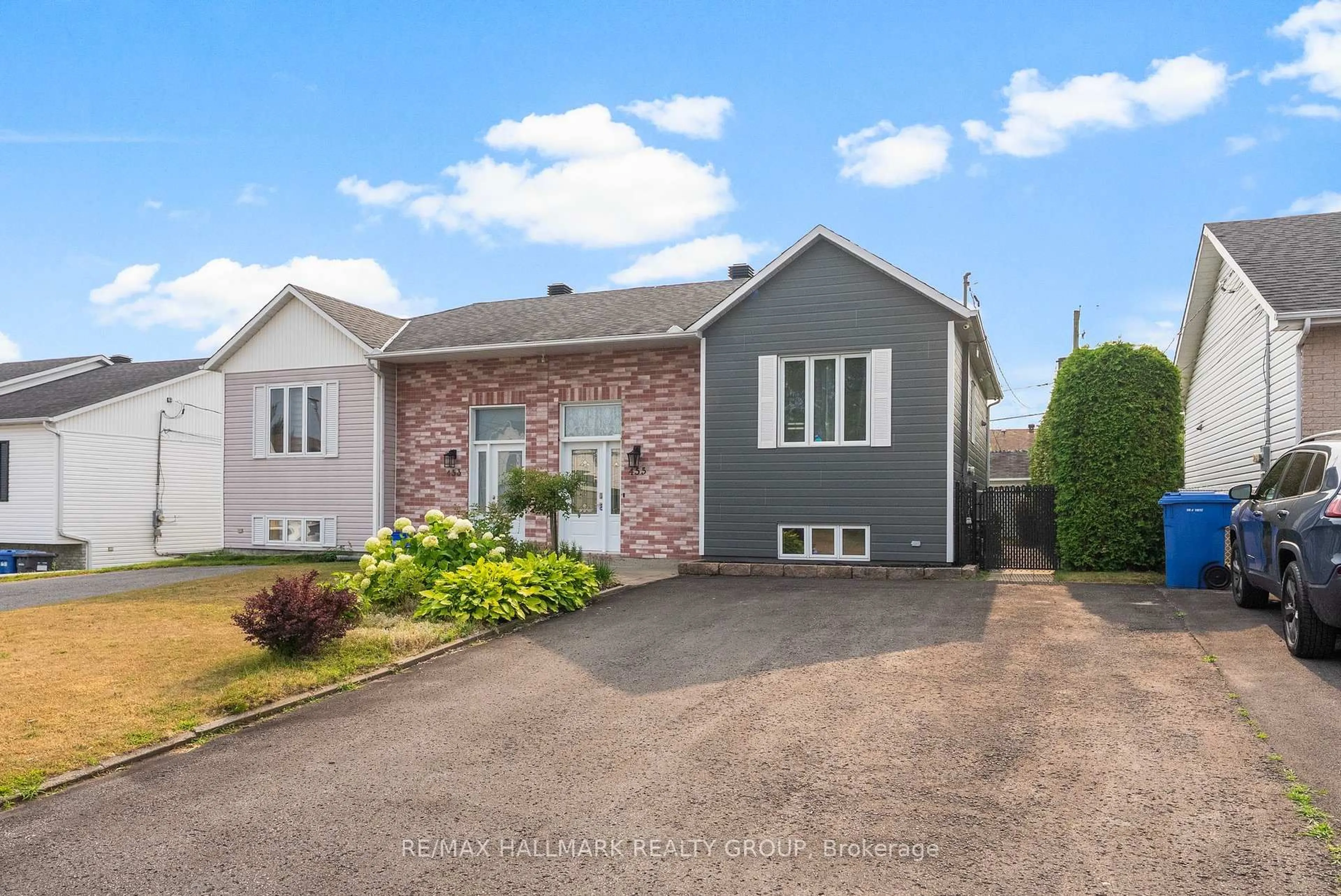 A pic from outside/outdoor area/front of a property/back of a property/a pic from drone, street for 455 Christine St, Hawkesbury Ontario K6A 3P7