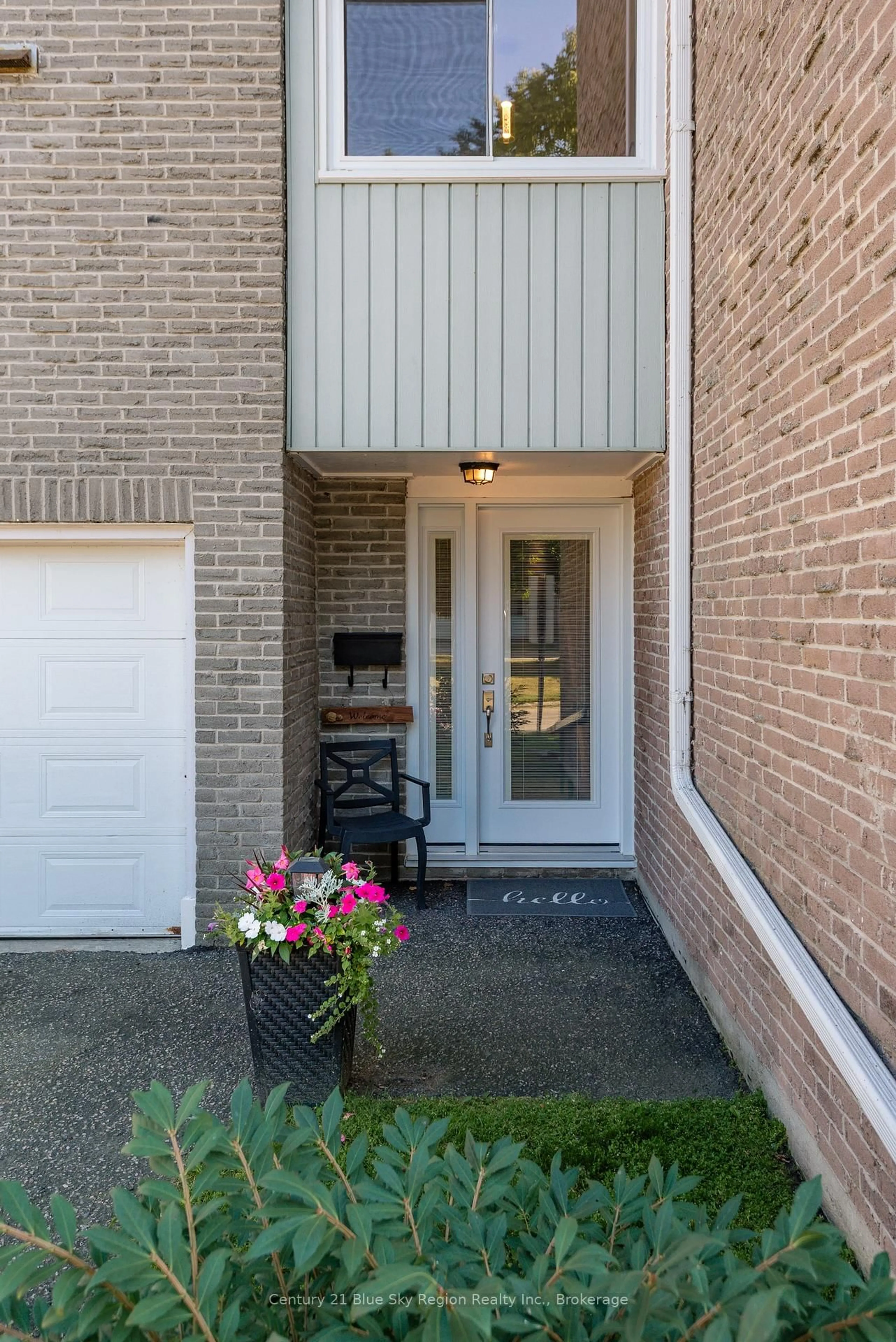 Indoor entryway for 644 Lakeshore Dr #49, North Bay Ontario P1A 3N6