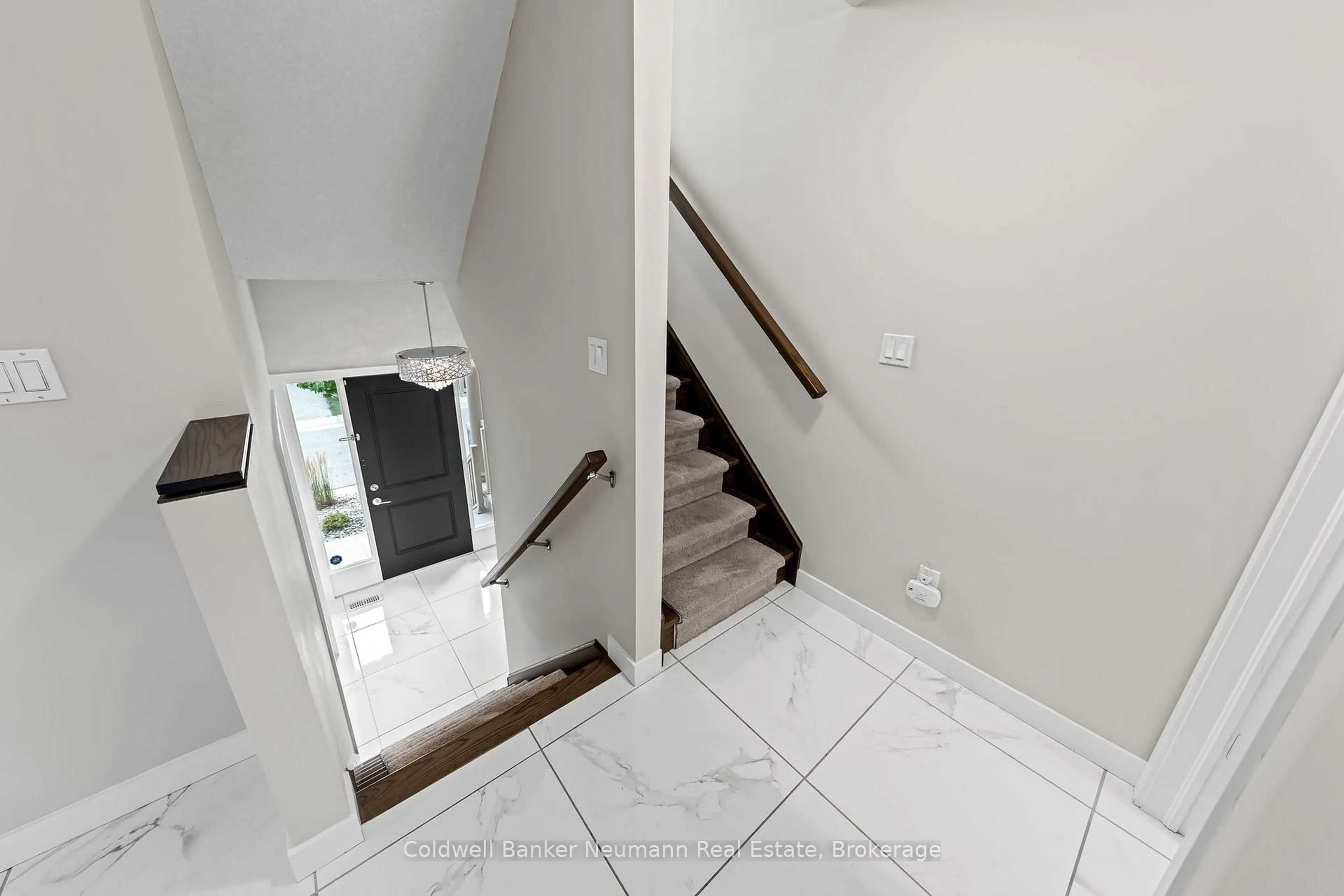 Unknown for 72 York Rd #4, Guelph Ontario N1E 0M3