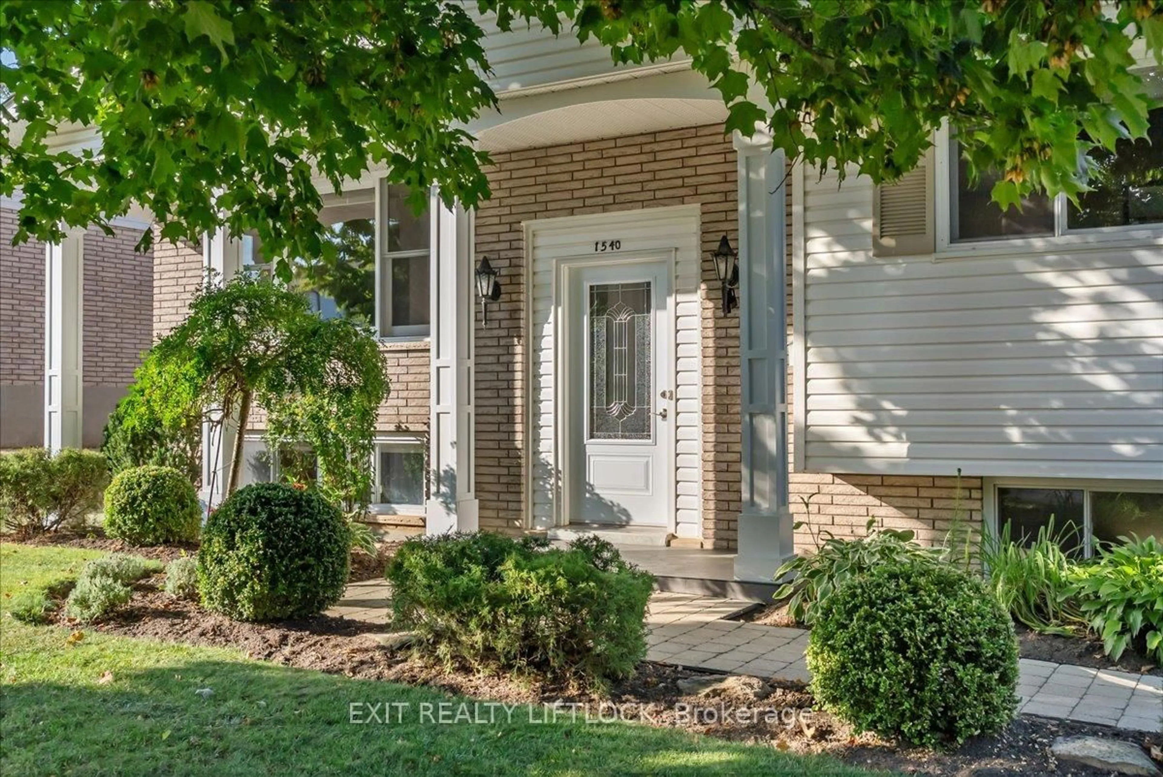 Home with brick exterior material, street for 1540 Redwood Dr, Peterborough West Ontario K9K 1B4
