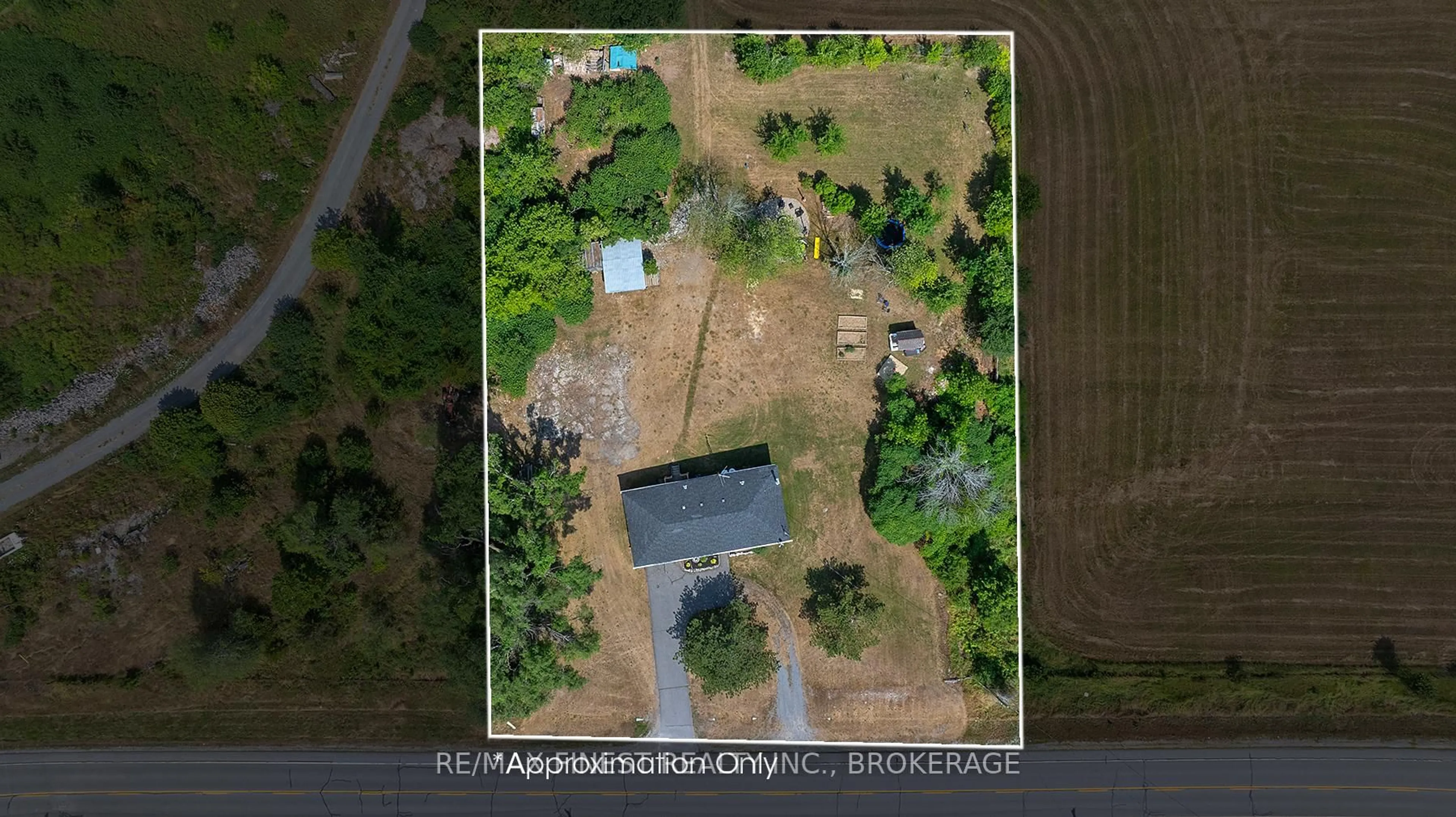 A pic from outside/outdoor area/front of a property/back of a property/a pic from drone, building for 117 Mud Lake Rd, Bissett Creek Ontario K0H 2H0