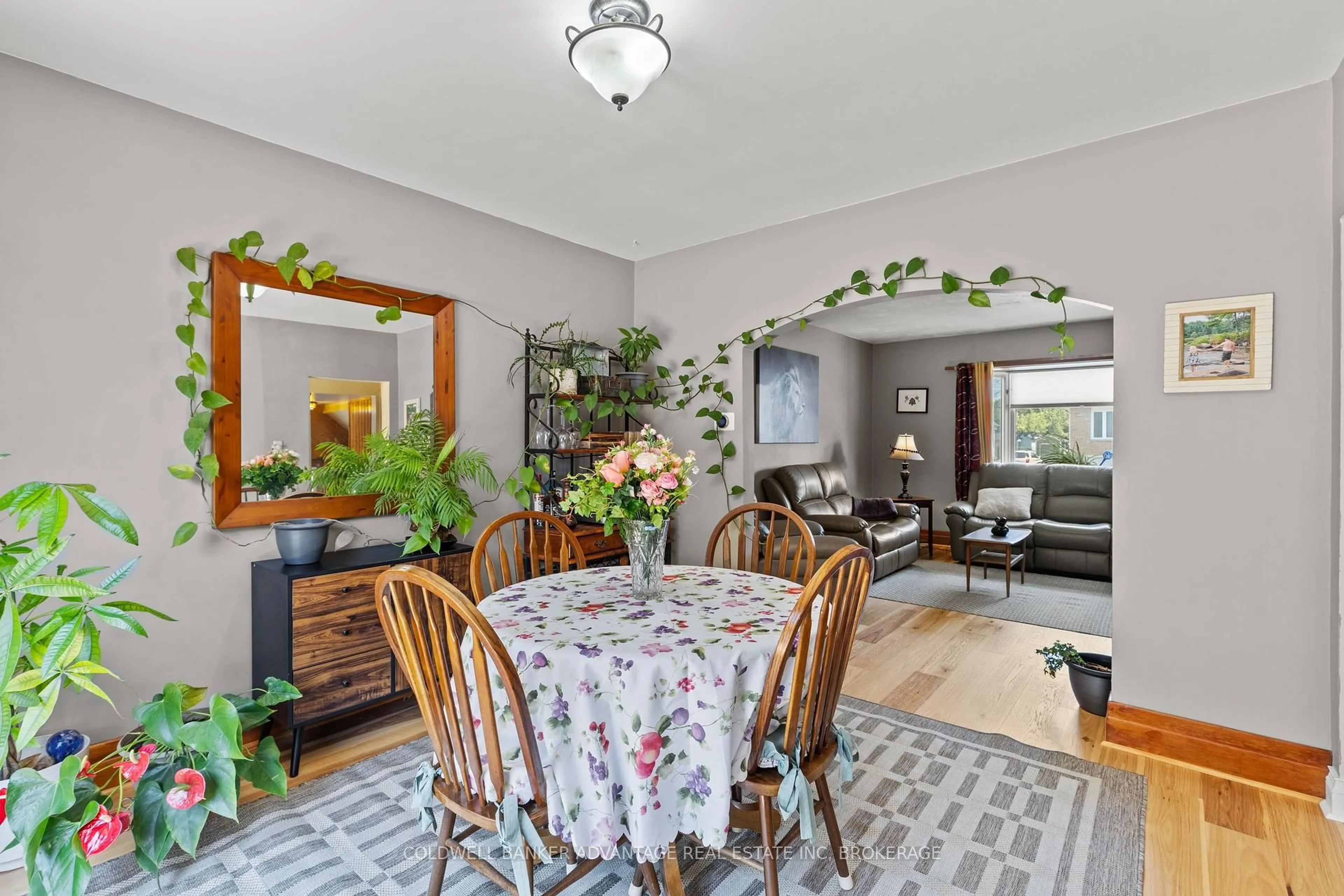 Dining room, unknown for 475 Wallace Ave, Welland Ontario L3B 1R3