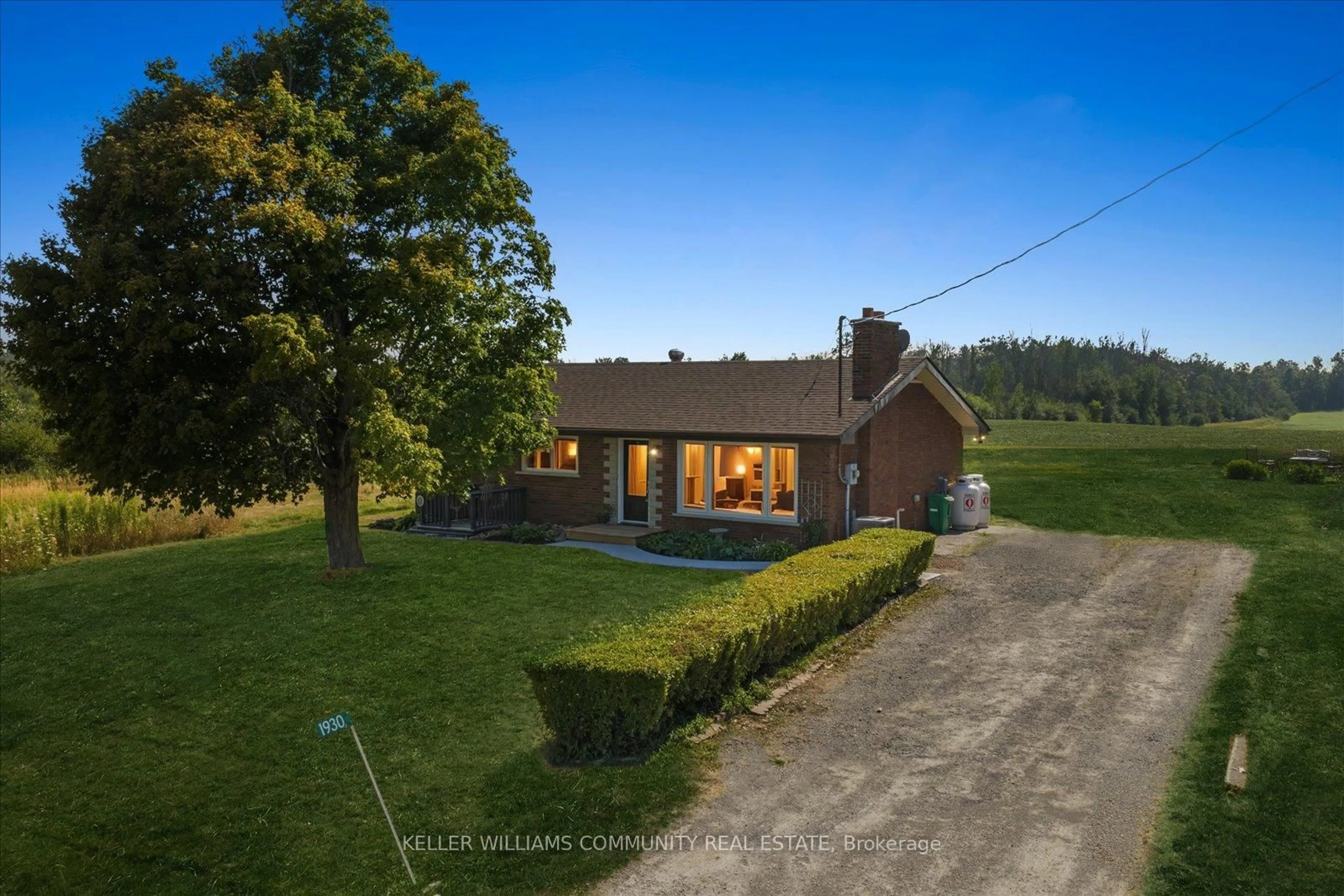 A pic from outside/outdoor area/front of a property/back of a property/a pic from drone, unknown for 1930 Mcnamara Rd, Peterborough South Ontario K9J 0E2