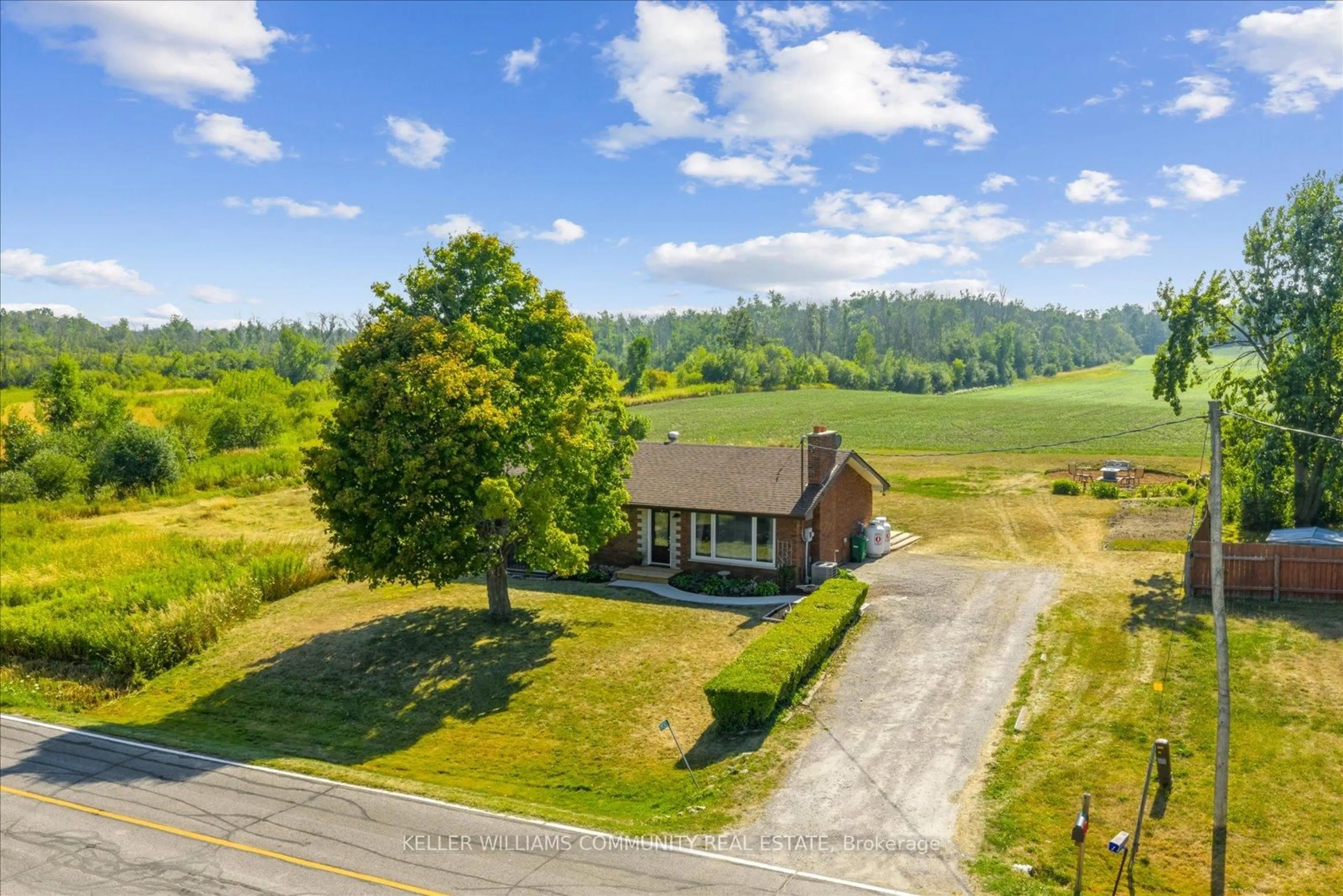 A pic from outside/outdoor area/front of a property/back of a property/a pic from drone, unknown for 1930 Mcnamara Rd, Peterborough South Ontario K9J 0E2