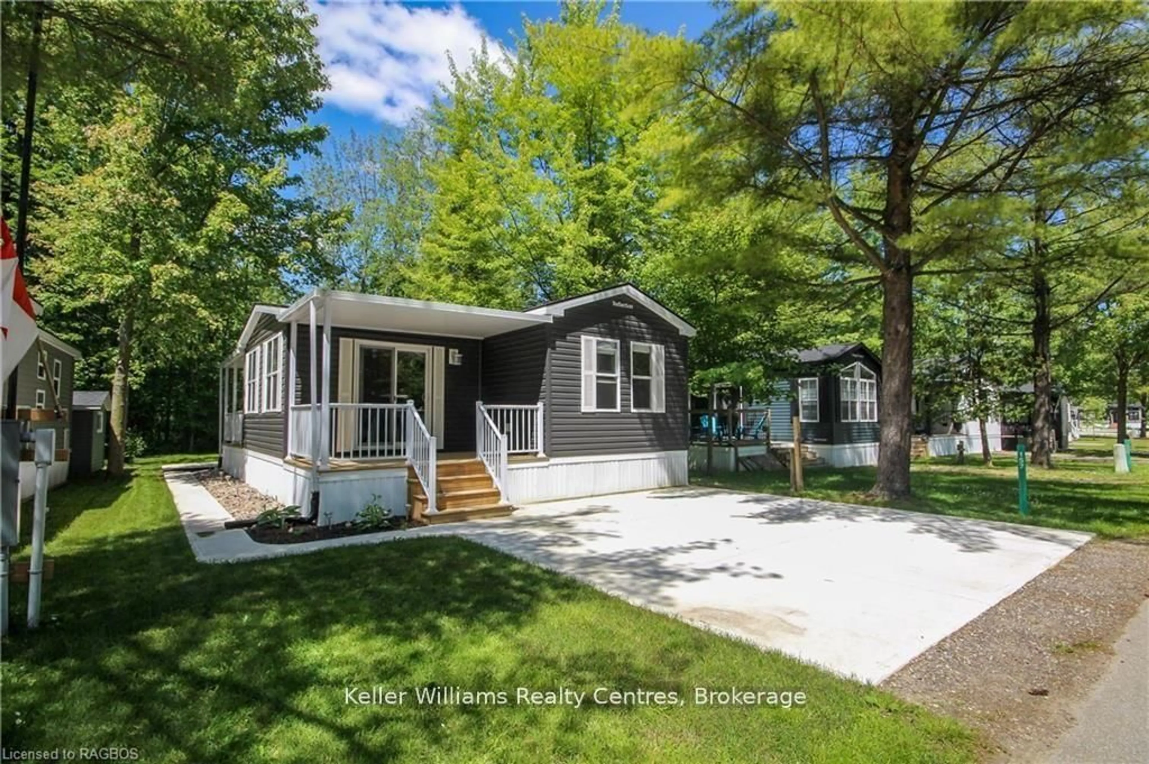 Home with vinyl exterior material, street for 13 Southline Ave #157, Huron-Kinloss Ontario N2Z 2X5