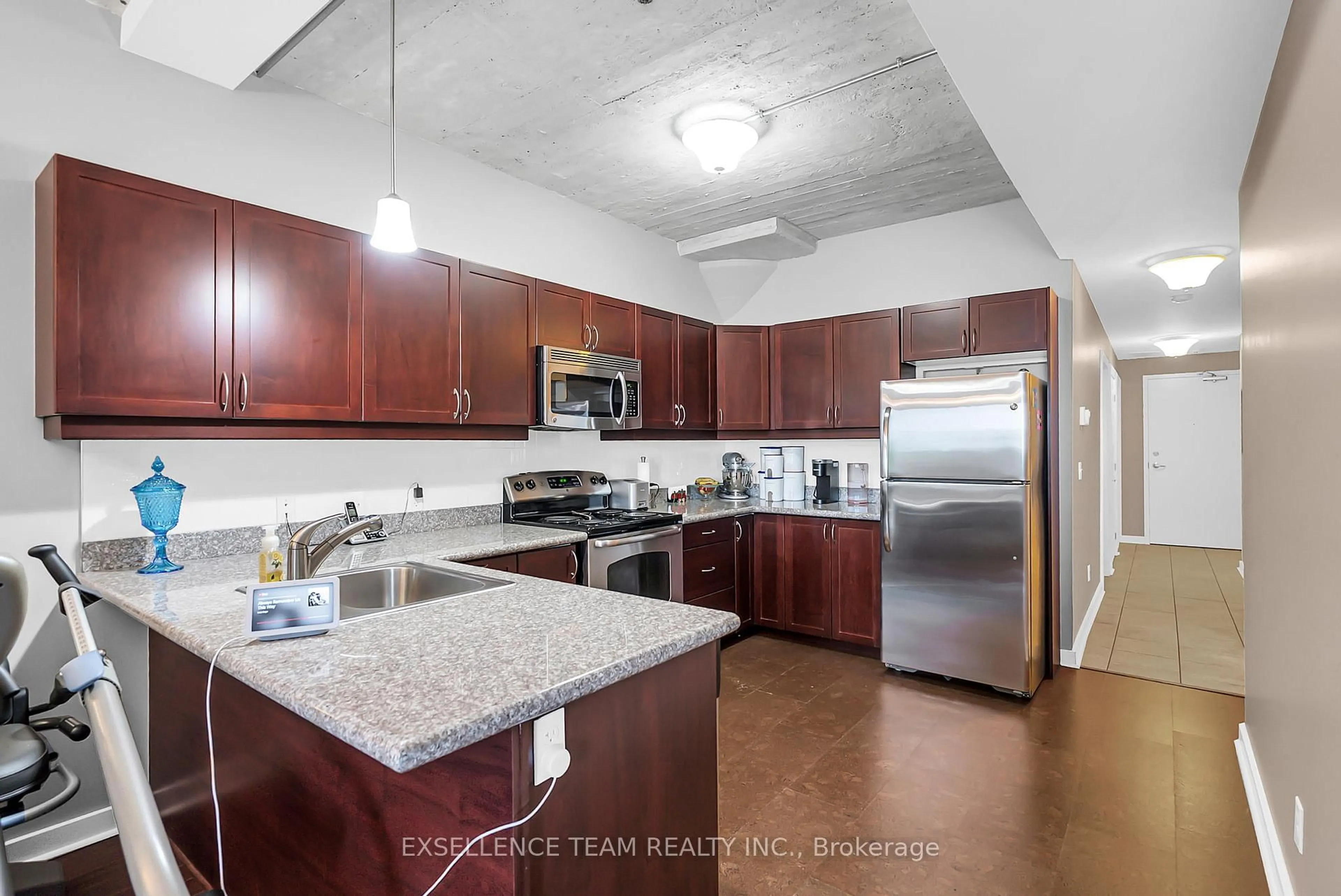 Standard kitchen, ceramic/tile floor for 710 Cotton Mill St #412, Cornwall Ontario K6H 7L3