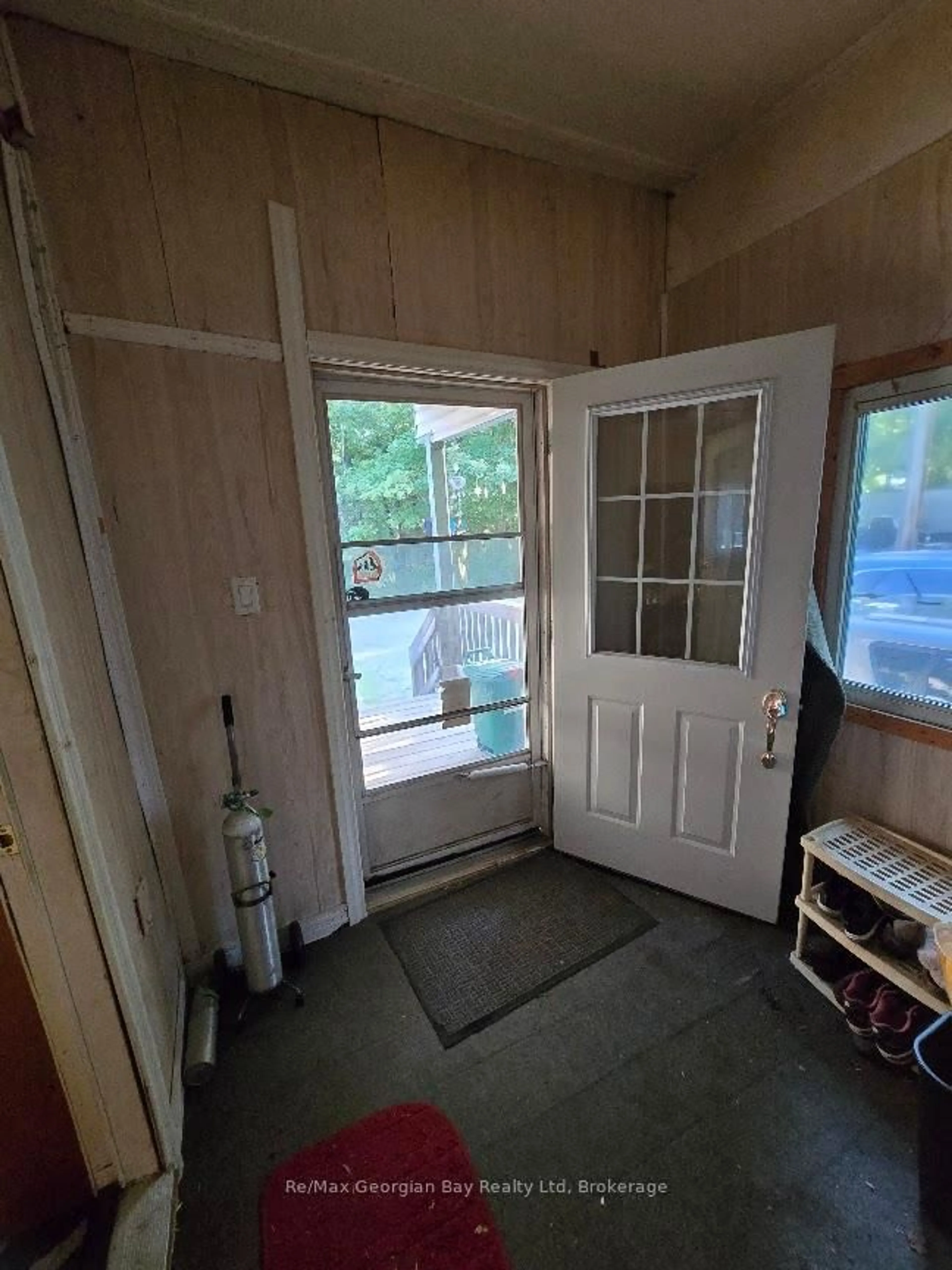A pic of a room for 1713 HIGHWAY 11 SOUTH Highway #502, Gravenhurst Ontario P0E 1G0