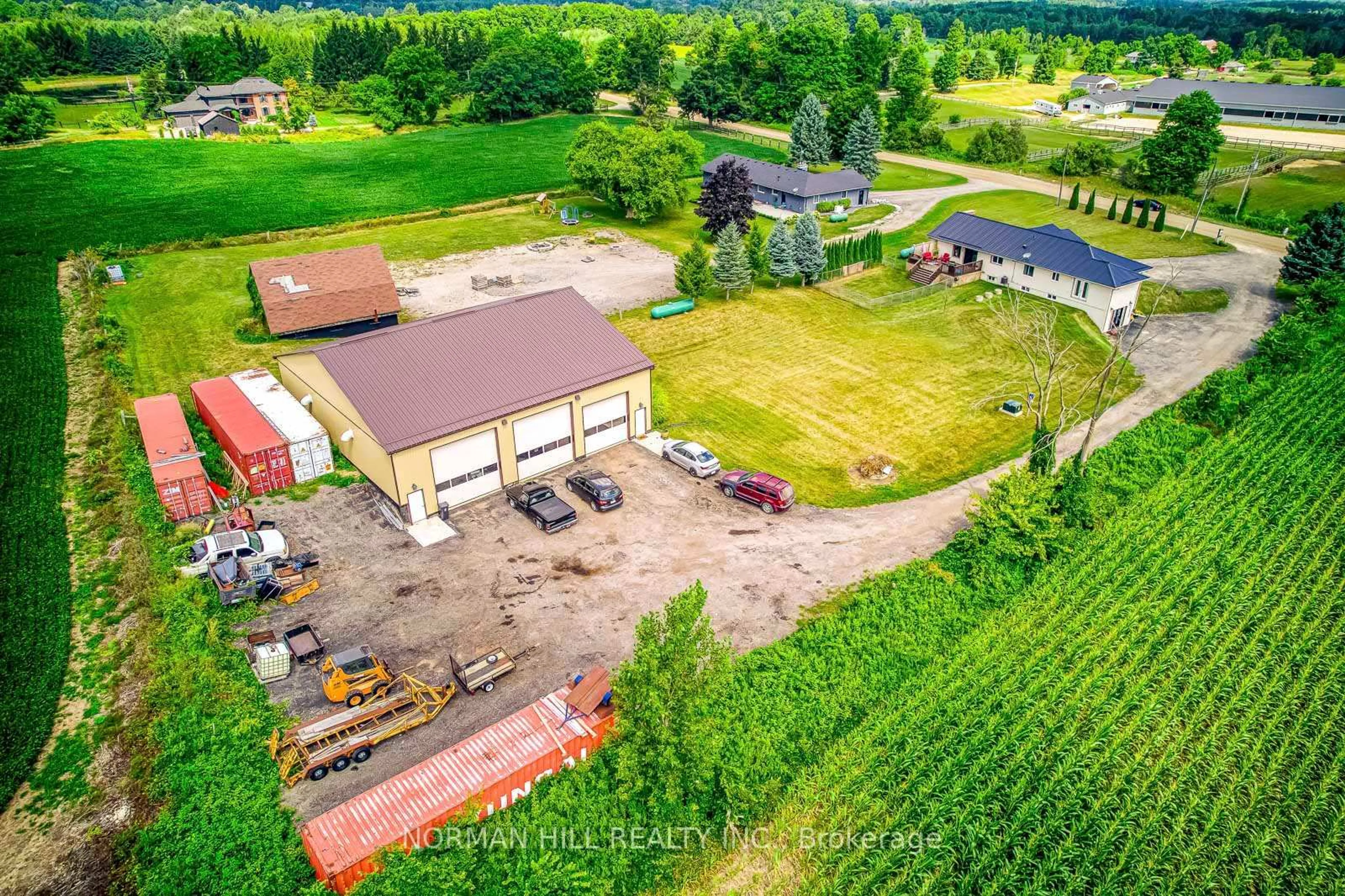 A pic from outside/outdoor area/front of a property/back of a property/a pic from drone, building for 5022 6th Line, Erin Ontario L7J 2L8