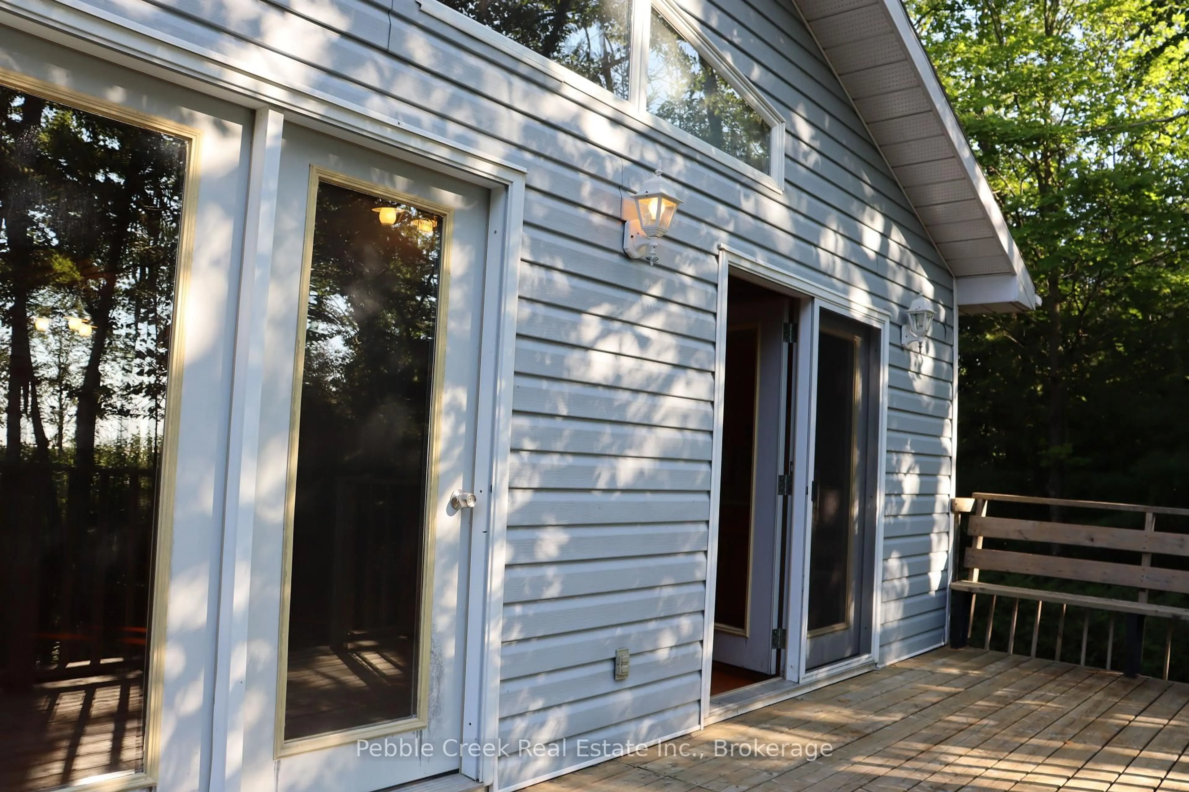 Home with vinyl exterior material, building for 84433 Sunrise Dr, Ashfield-Colborne-Wawanosh Ontario N7A 3X9