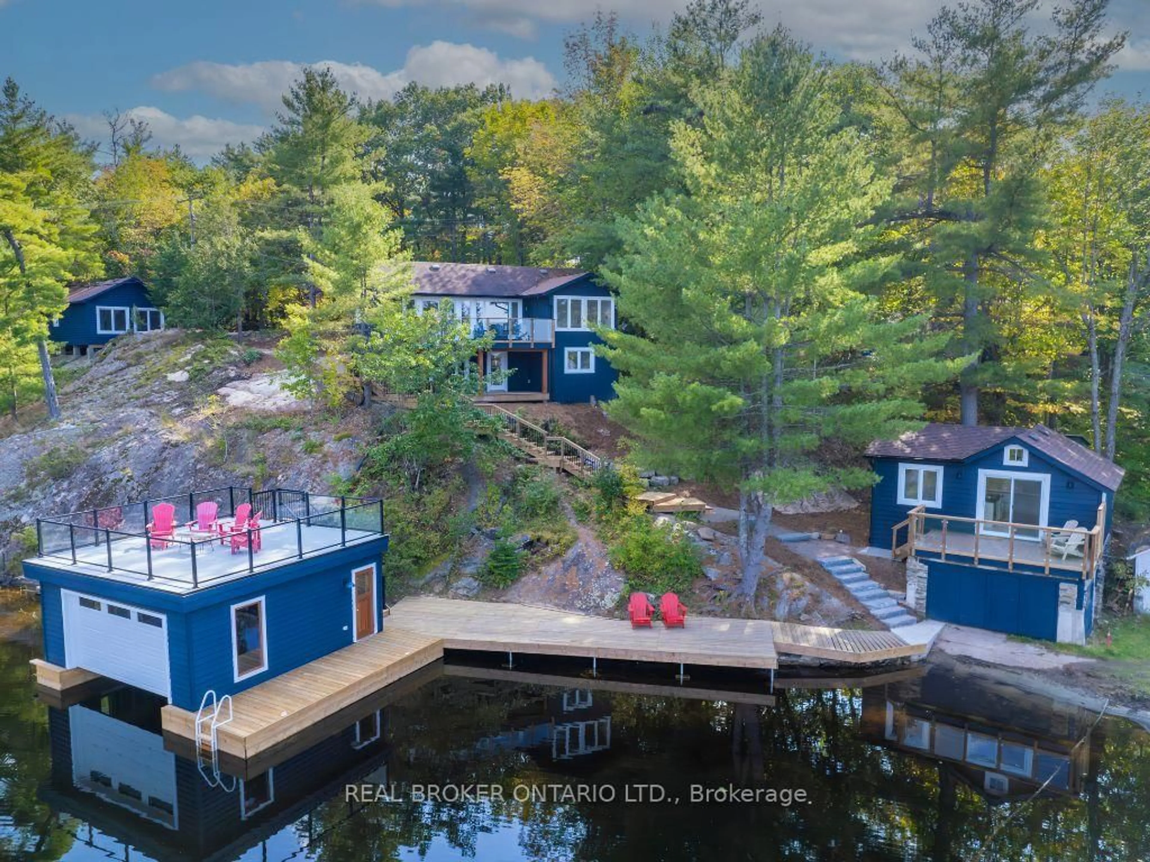A pic from outside/outdoor area/front of a property/back of a property/a pic from drone, water/lake/river/ocean view for 1148 South Muldrew Lake Rd #3, Gravenhurst Ontario P0E 1G0