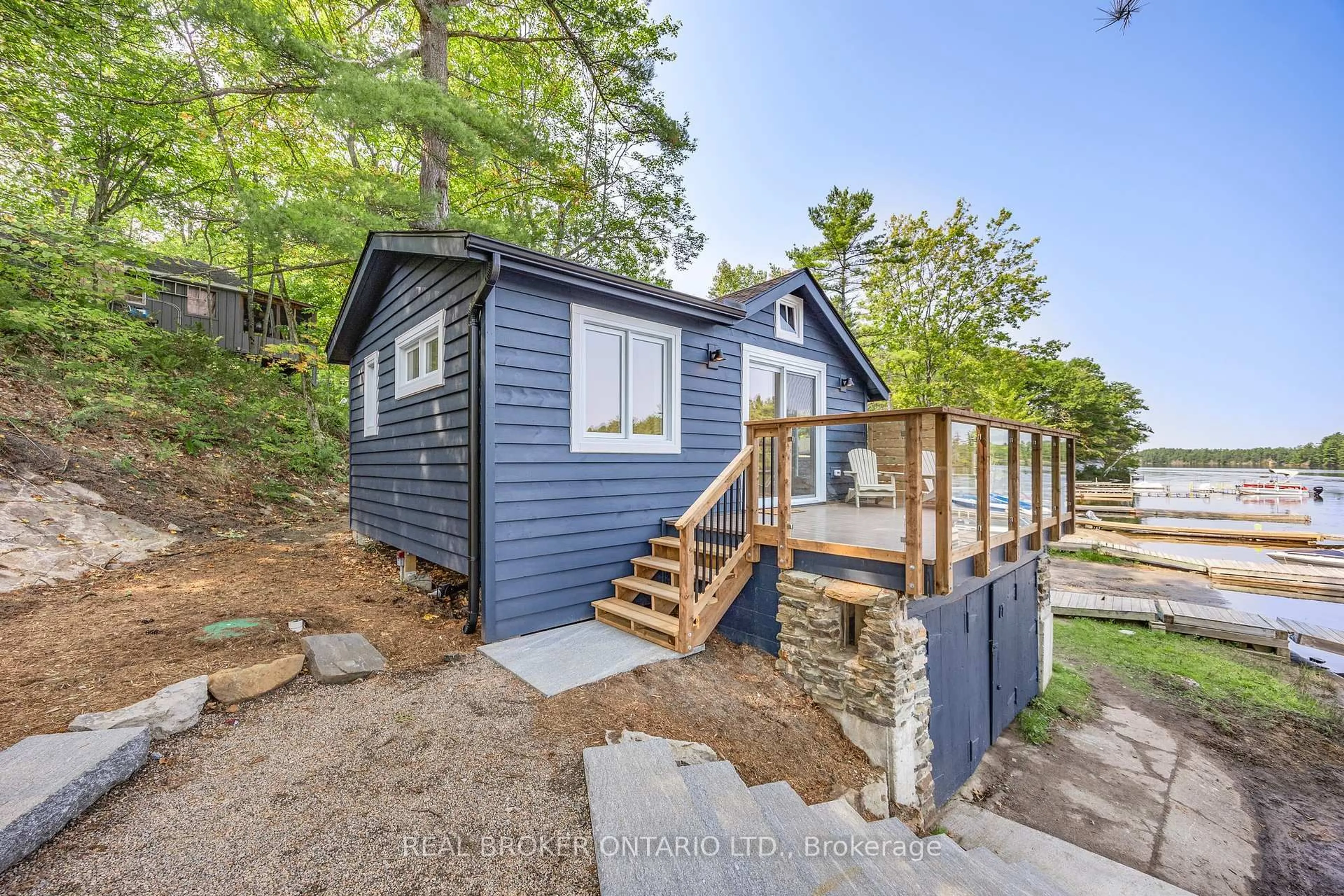 Home with vinyl exterior material, street for 1148 South Muldrew Lake Rd #3, Gravenhurst Ontario P0E 1G0