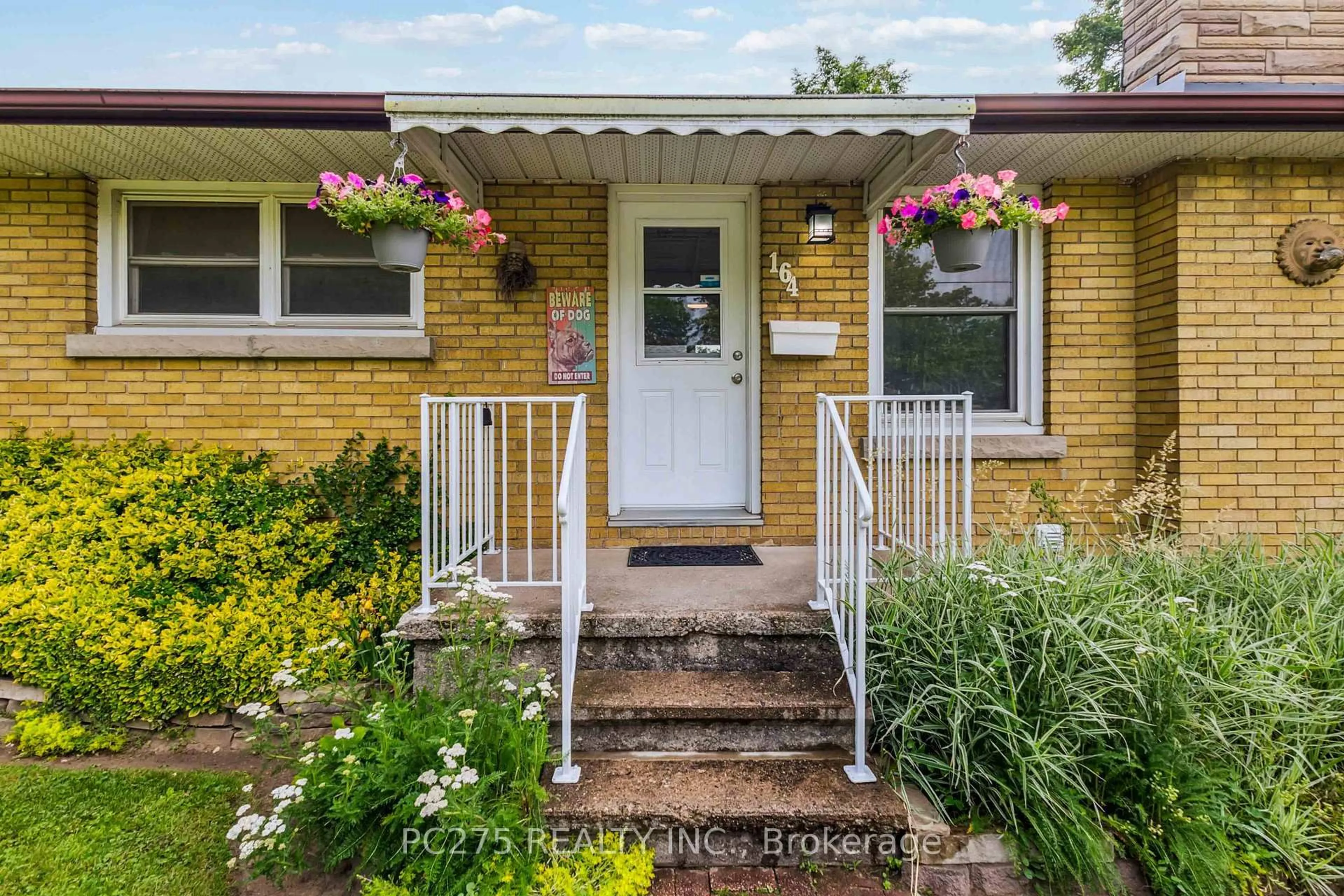 Unknown for 164 Atkinson Blvd, London East Ontario N5W 4Z4
