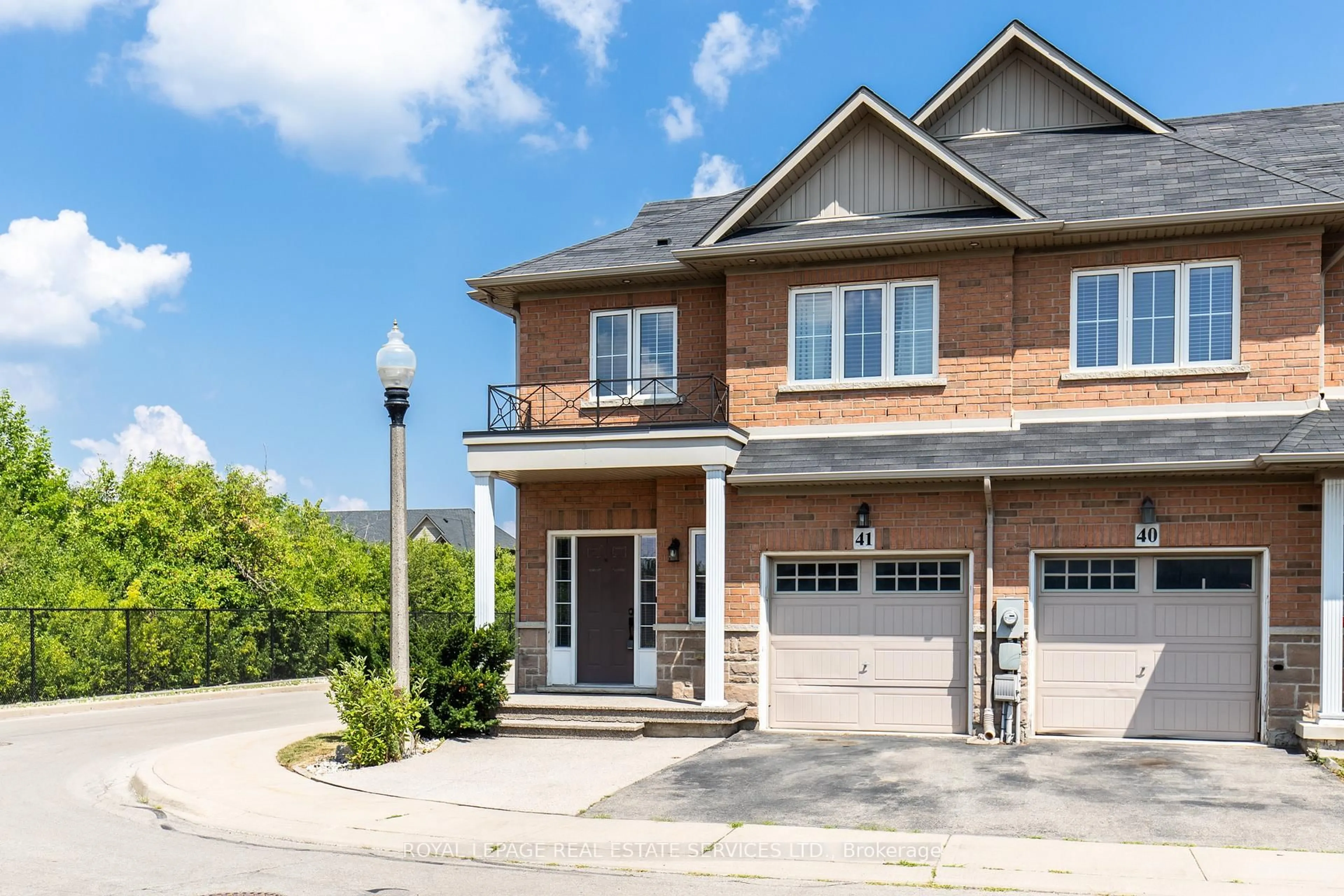 Home with brick exterior material, street for 170 Palacebeach Tr #41, Hamilton Ontario L8E 0H2