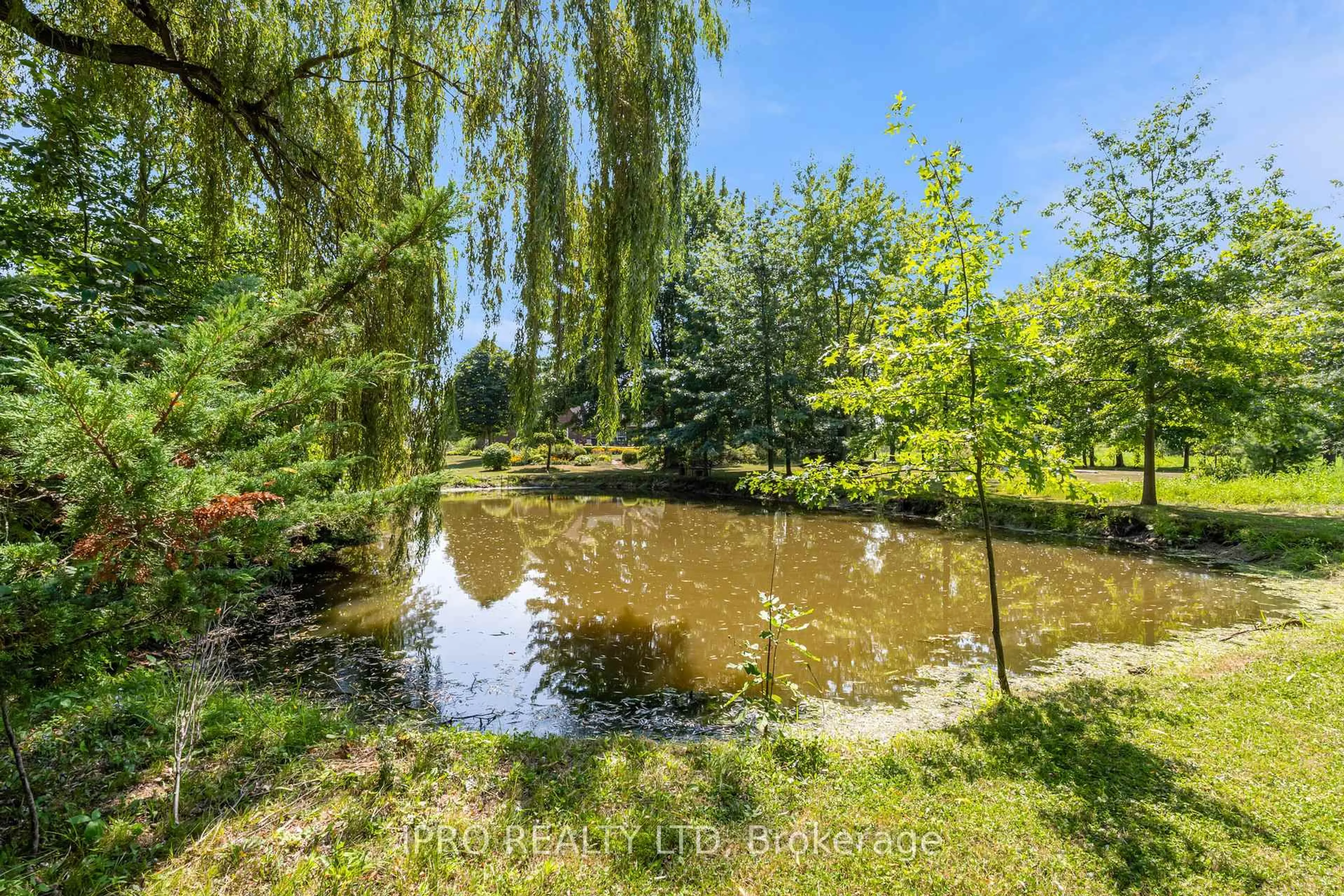 A pic from outside/outdoor area/front of a property/back of a property/a pic from drone, water/lake/river/ocean view for 40764 Forks Rd, Wainfleet Ontario L0S 1V0