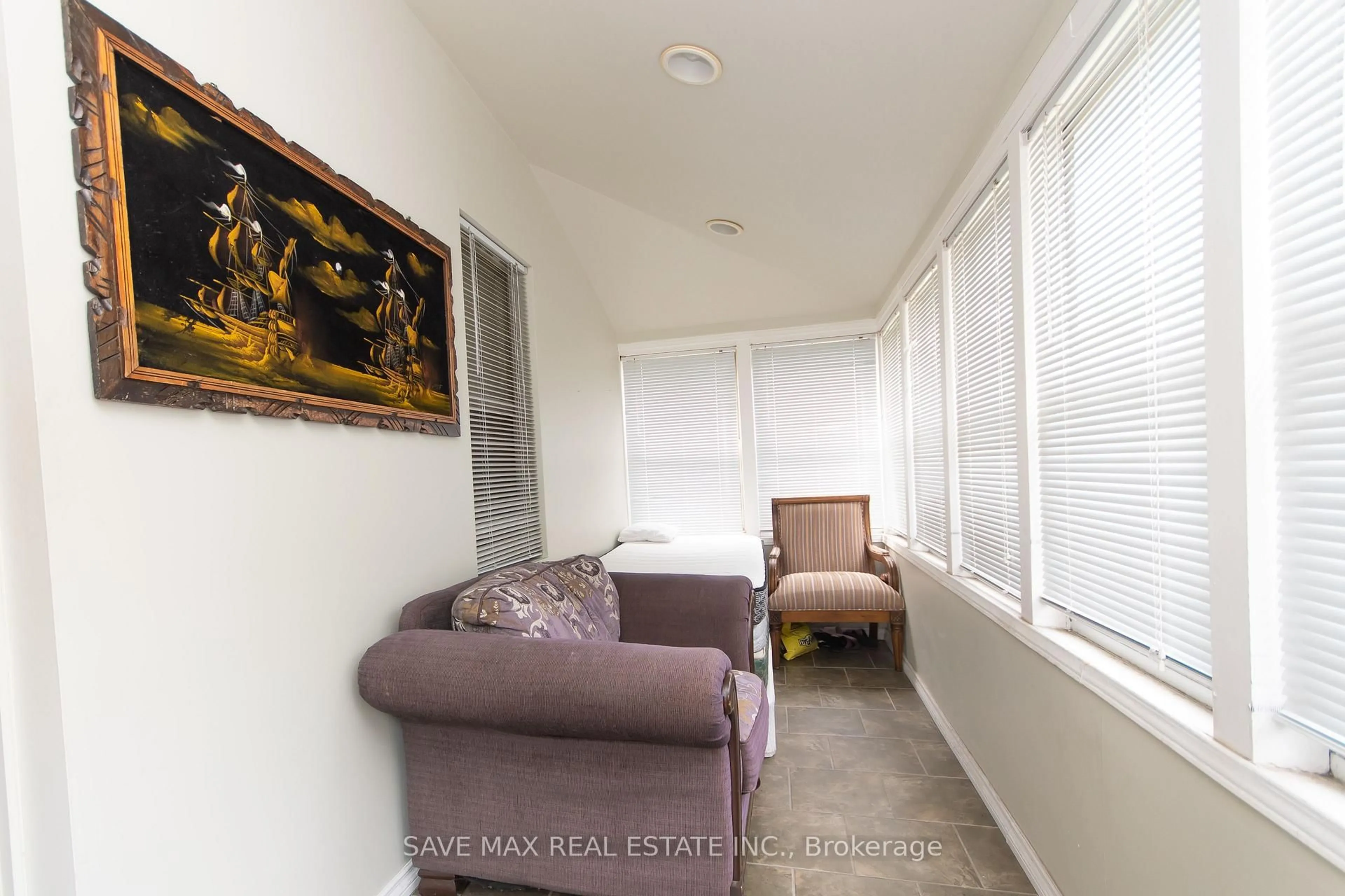 A pic of a room for 2236 Church St, Windsor Ontario N8X 1V9