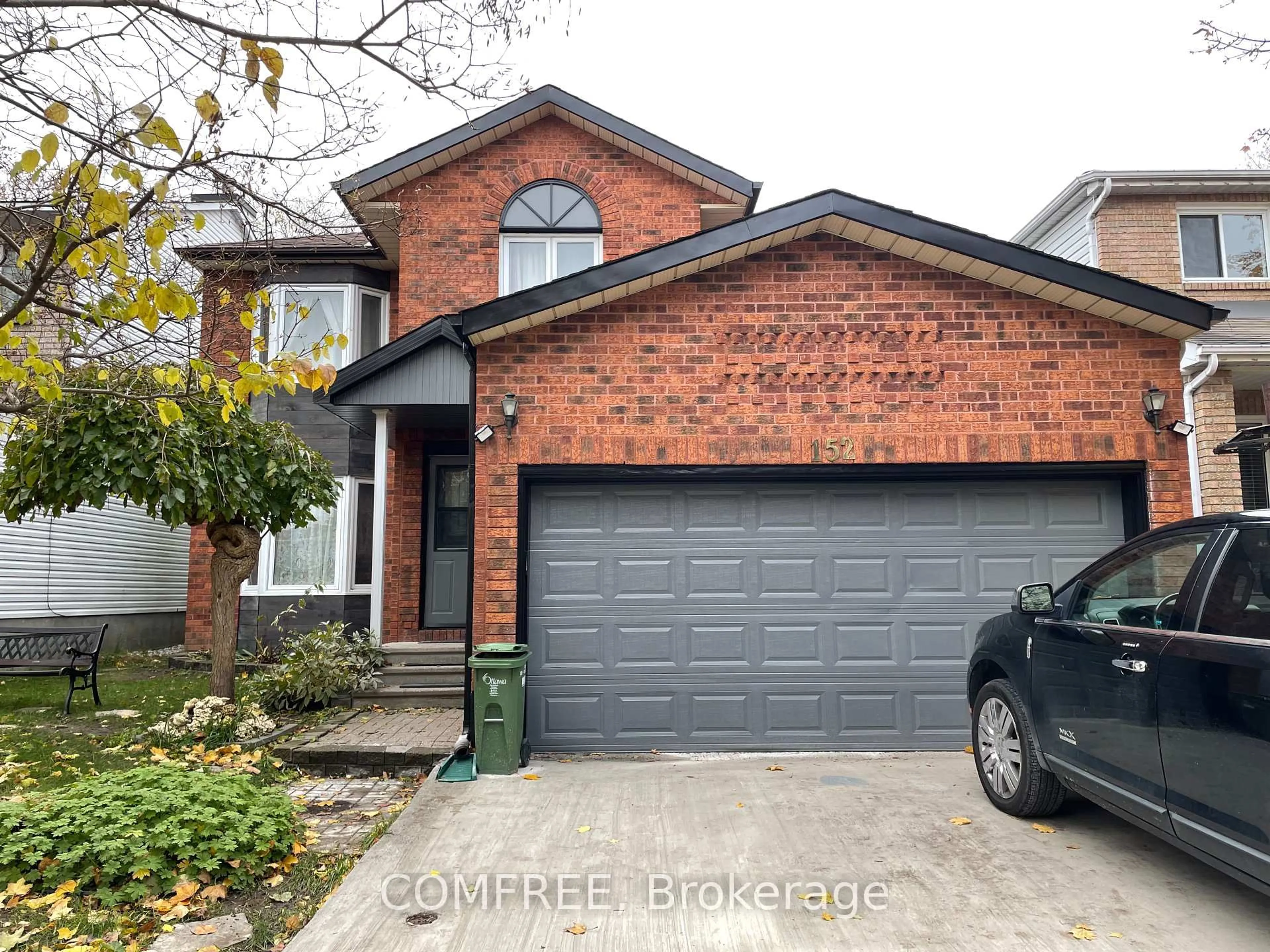 Home with brick exterior material, street for 152 Twyford St, Ottawa Ontario K1V 0V7