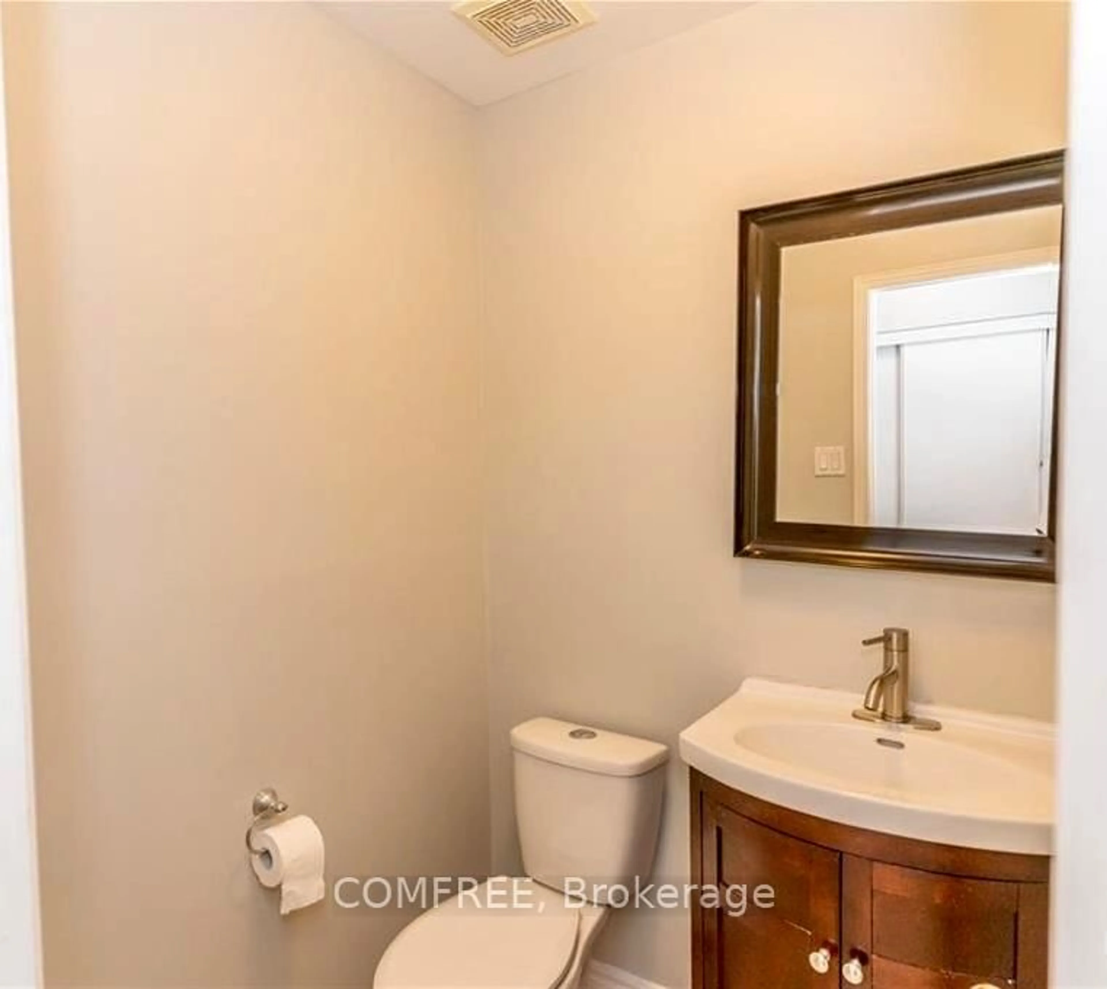 Standard bathroom, unknown for 152 Twyford St, Ottawa Ontario K1V 0V7