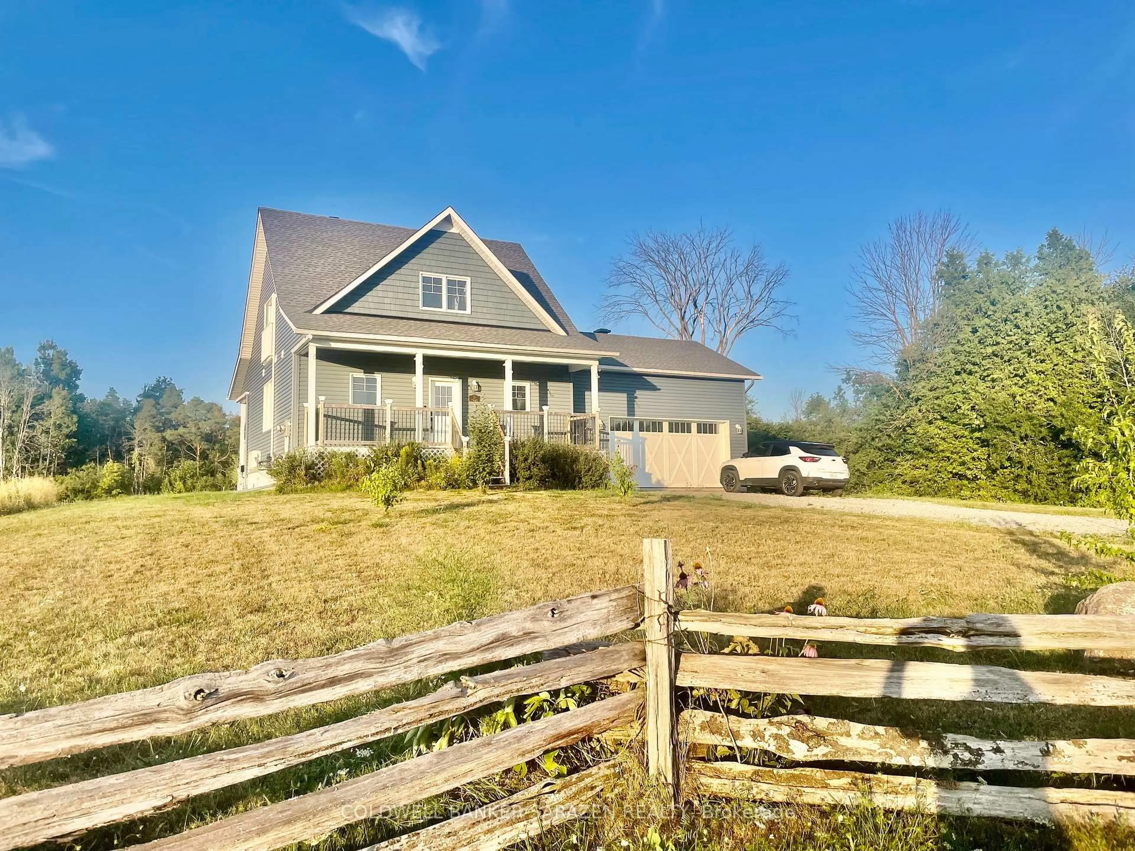 A pic from outside/outdoor area/front of a property/back of a property/a pic from drone, unknown for 19 Tilly Lane, North Grenville Ontario K0G 1S0