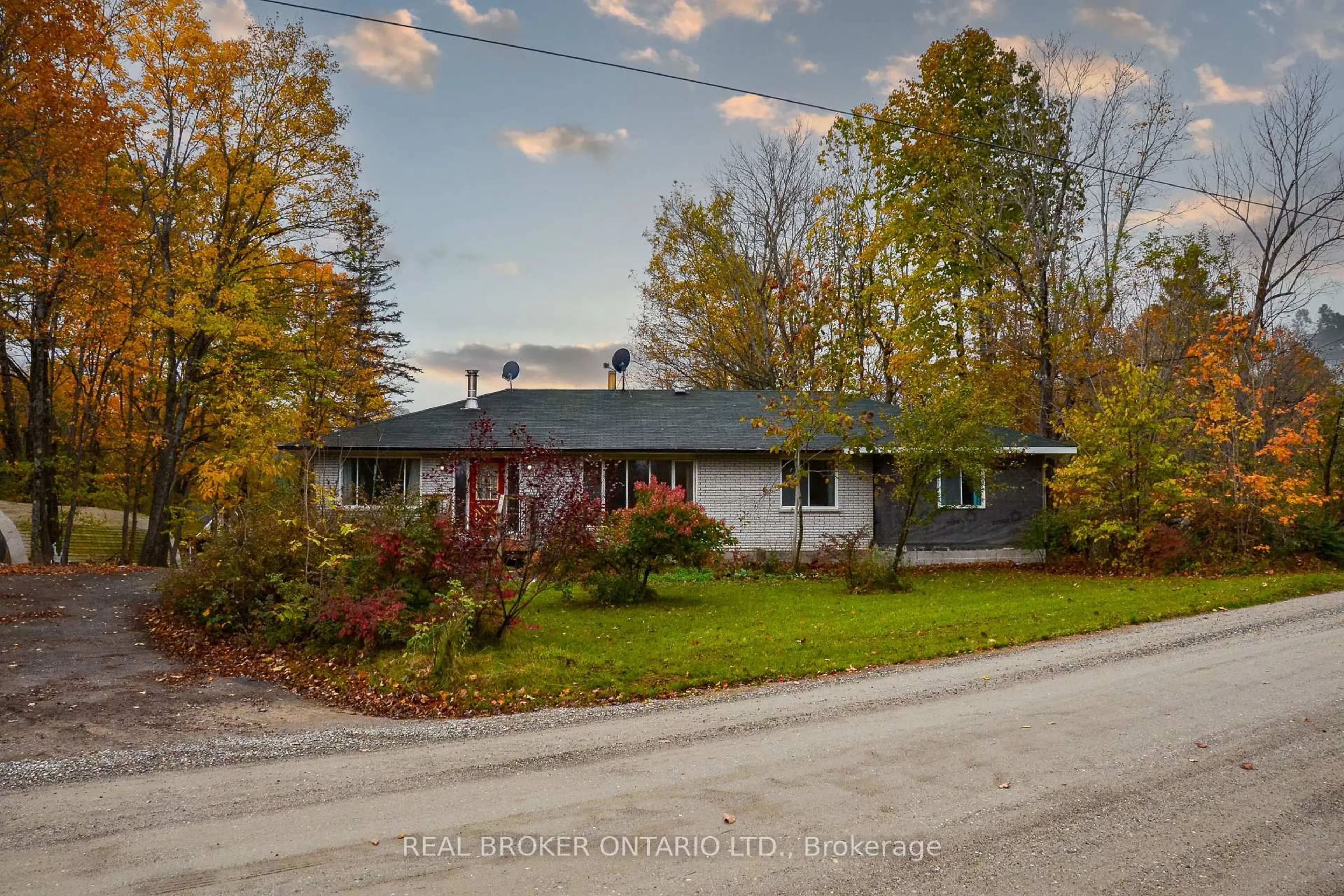 A pic from outside/outdoor area/front of a property/back of a property/a pic from drone, street for 1361 Zealand Rd, Sharbot Lake Ontario K0H 2P0