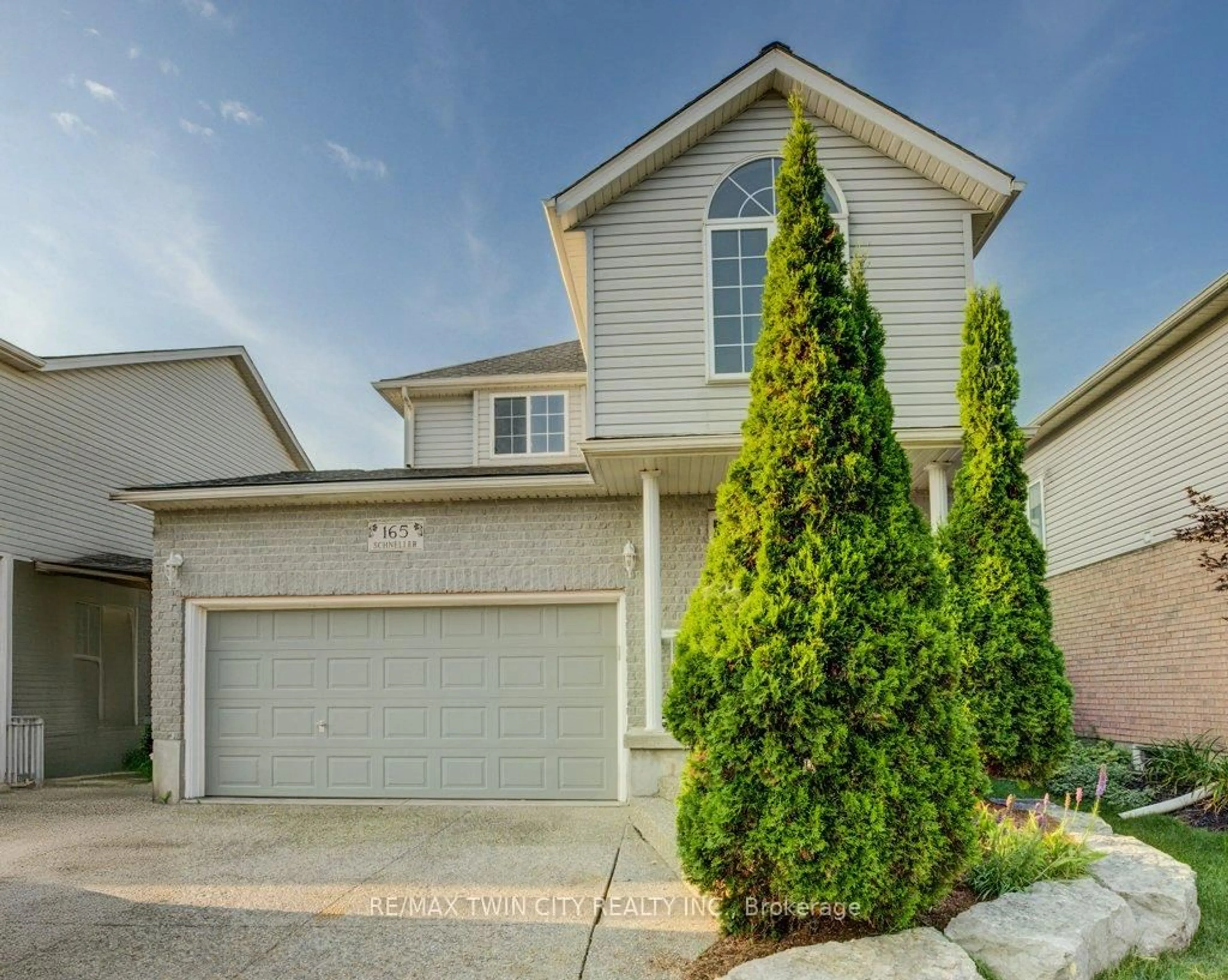 Home with vinyl exterior material, street for 165 Schneller Dr, Wilmot Ontario N3A 2L6