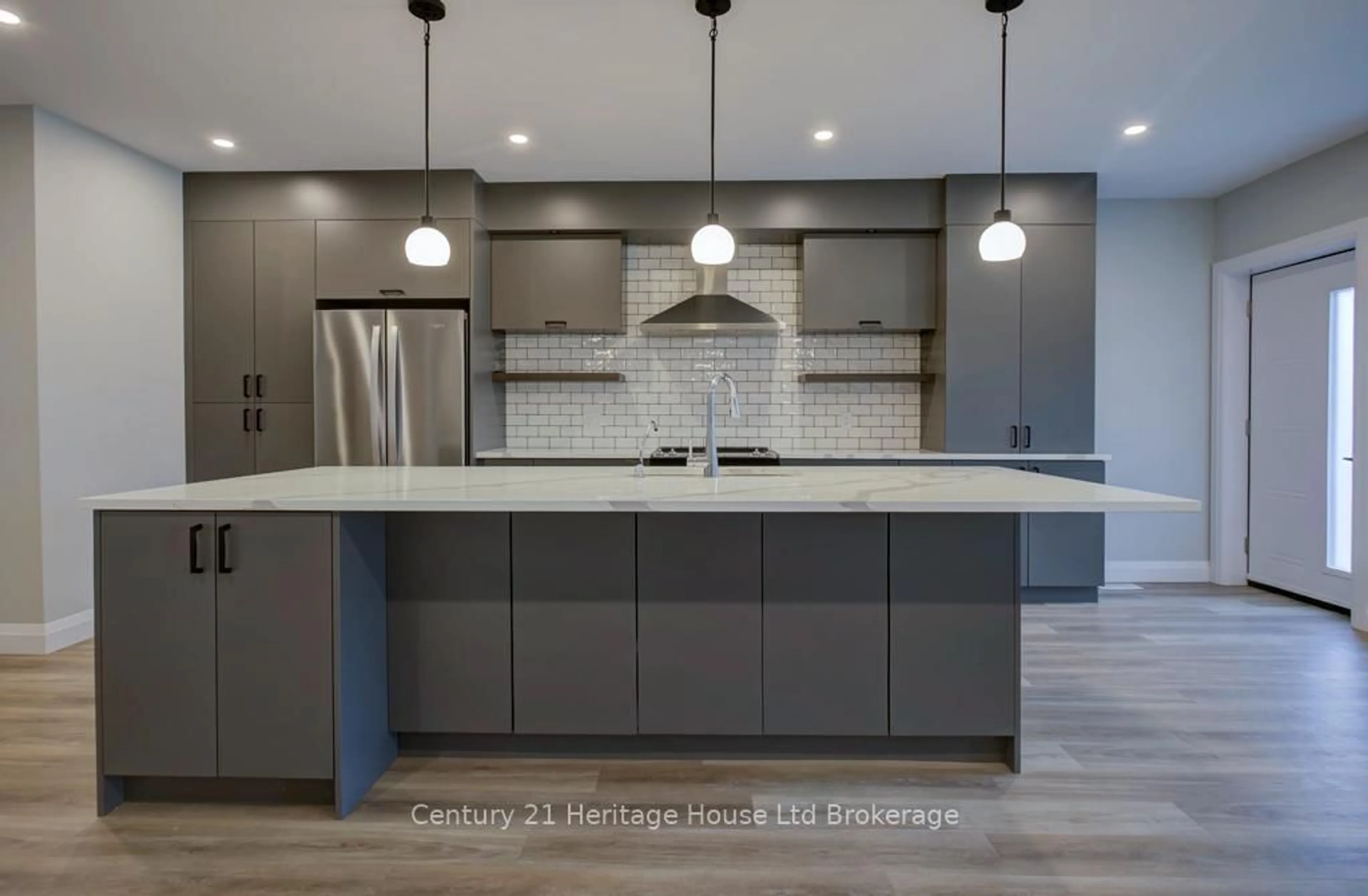 Open concept kitchen, unknown for 361 Quarter Town Line #1103, Tillsonburg Ontario N4G 5T9