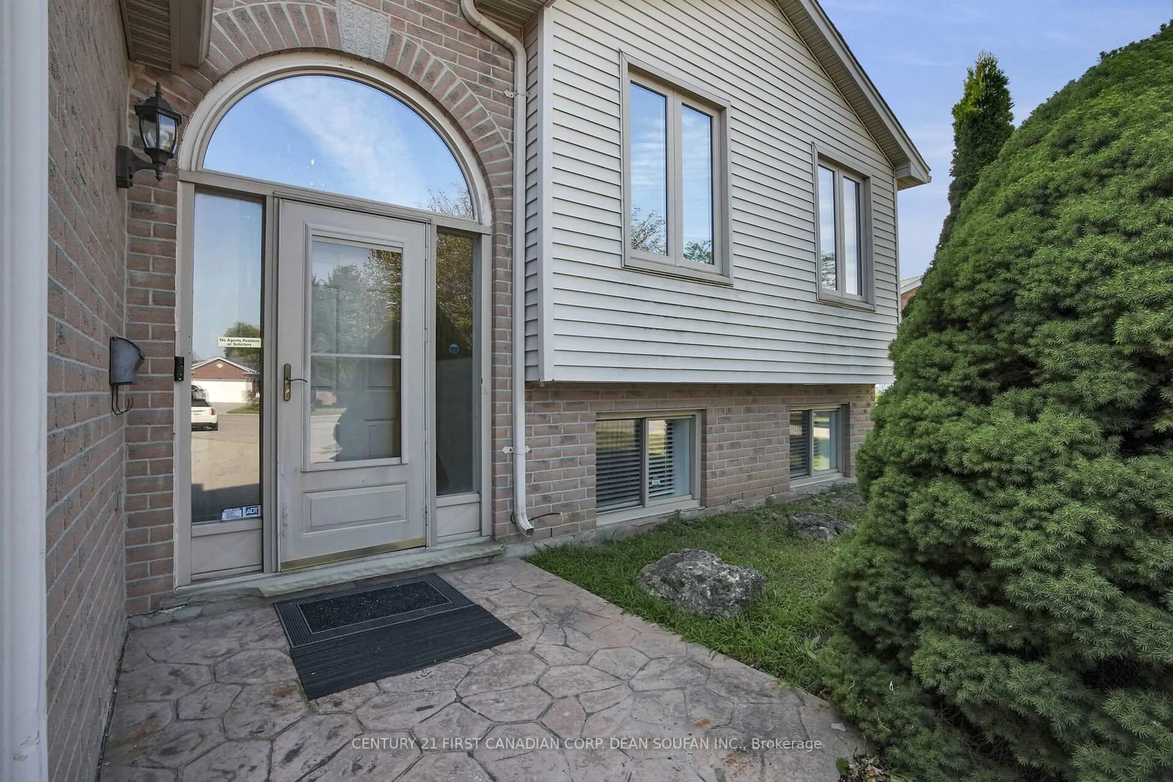 Unknown for 224 Josselyn Pl, London South Ontario N6E 3V2