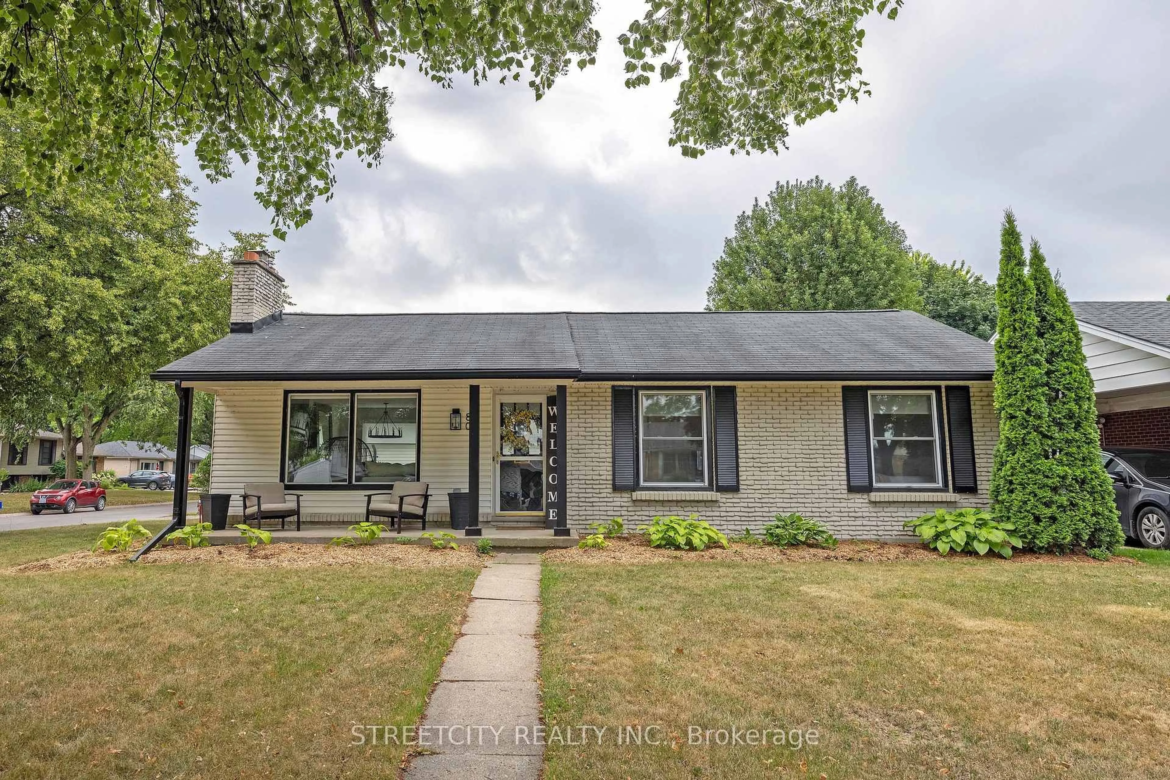 Unknown for 80 Maxwell Cres, London North Ontario N5X 1Z1