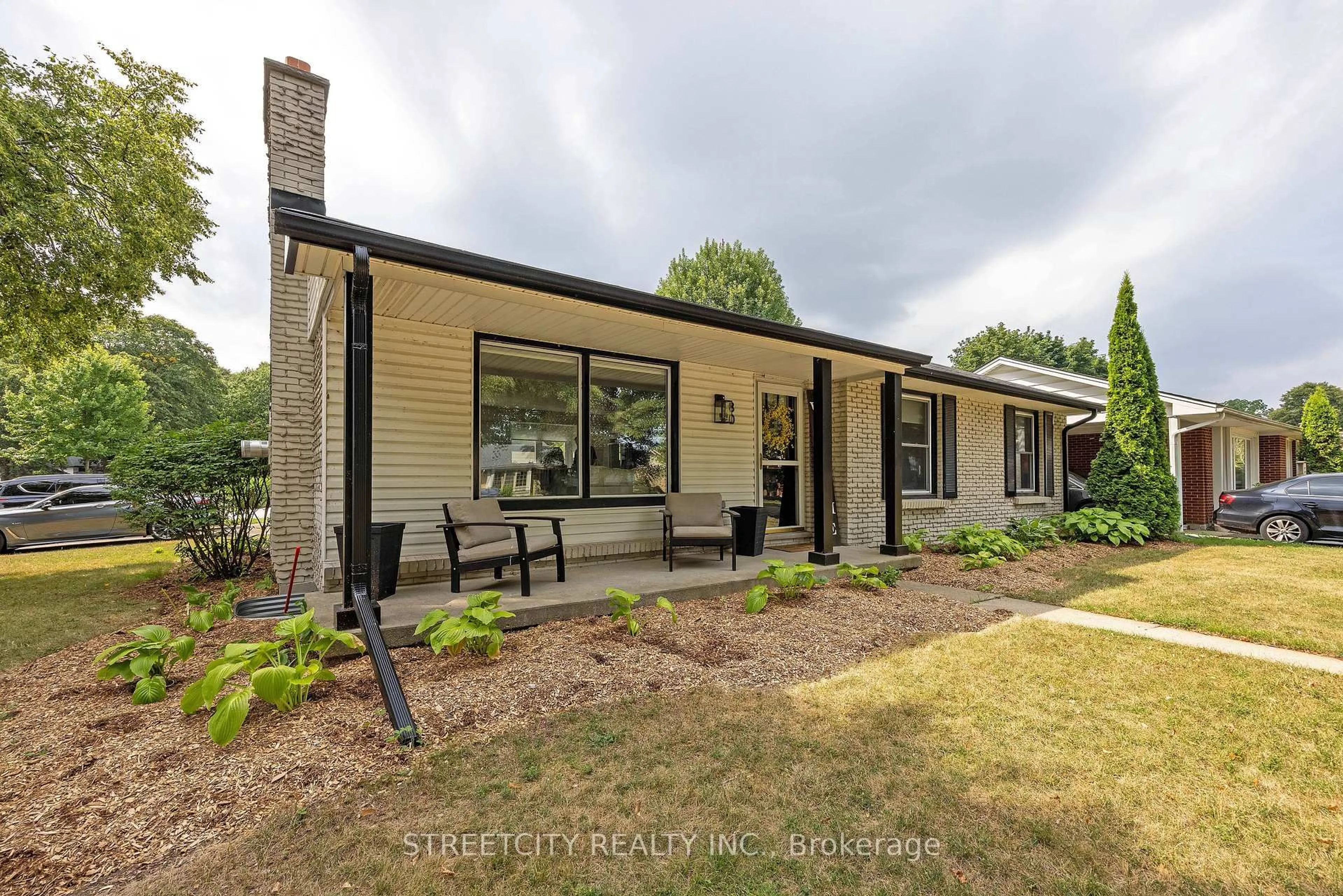 Home with brick exterior material, street for 80 Maxwell Cres, London North Ontario N5X 1Z1