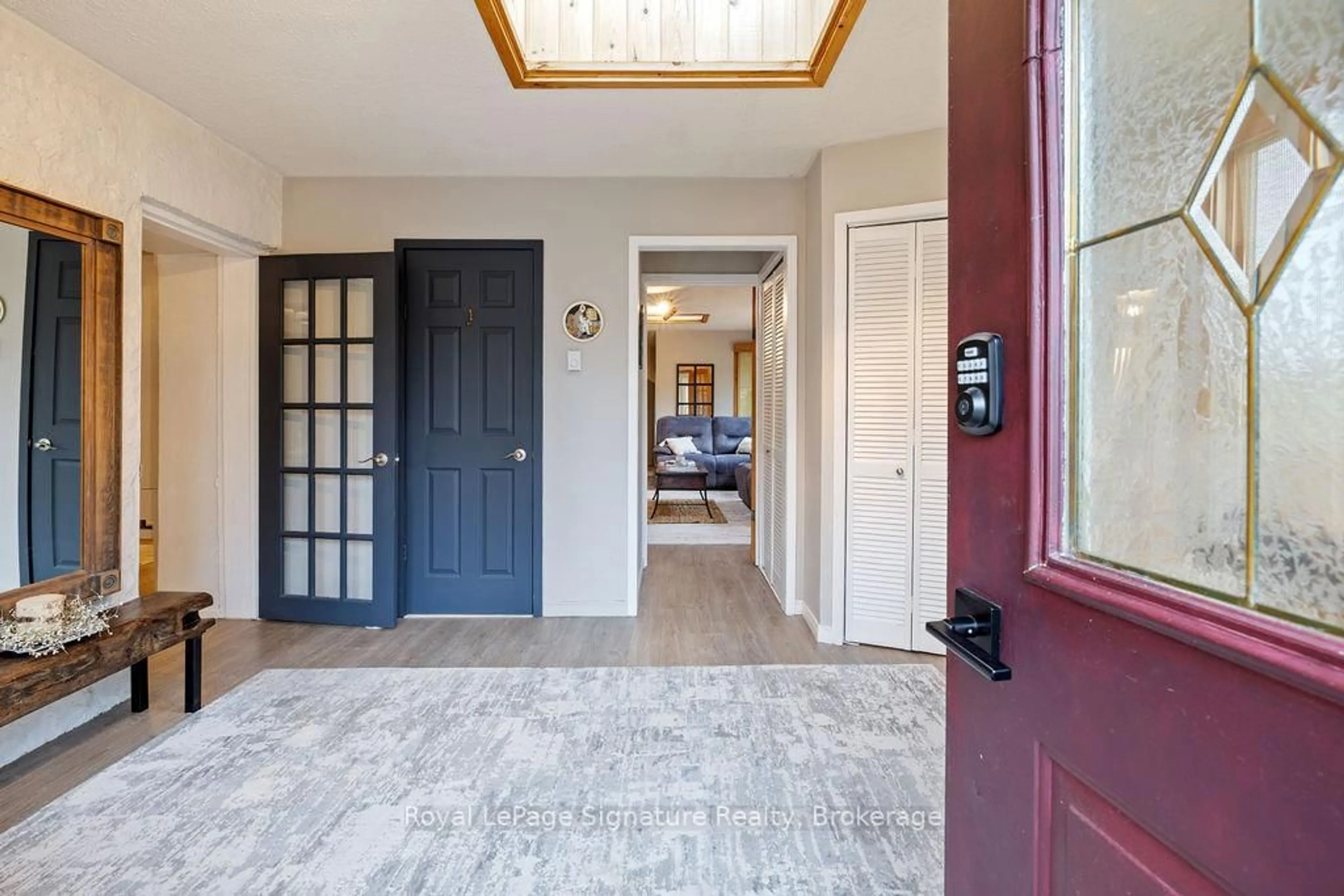 Indoor entryway for 226079 Centreville Rd, Meaford Ontario N4L 0A7
