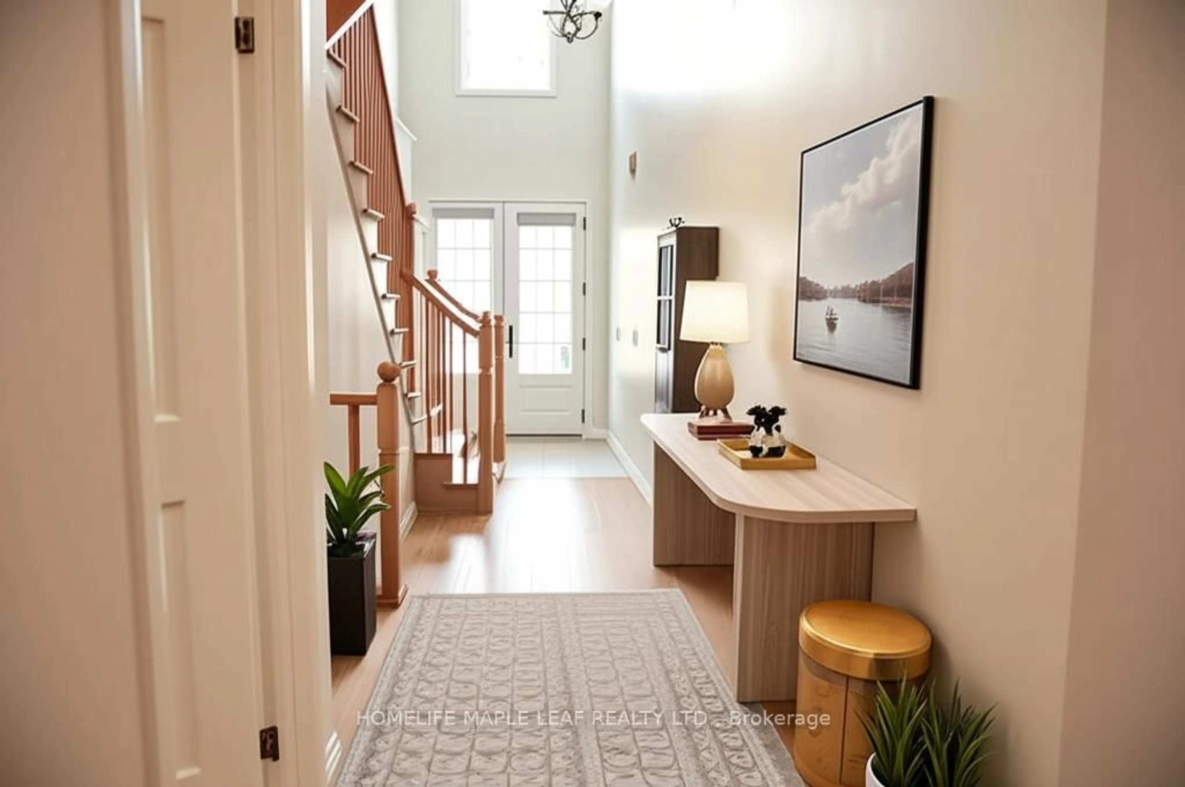 Indoor entryway for 156 Silverwood Cres, Woodstock Ontario N4T 0M6