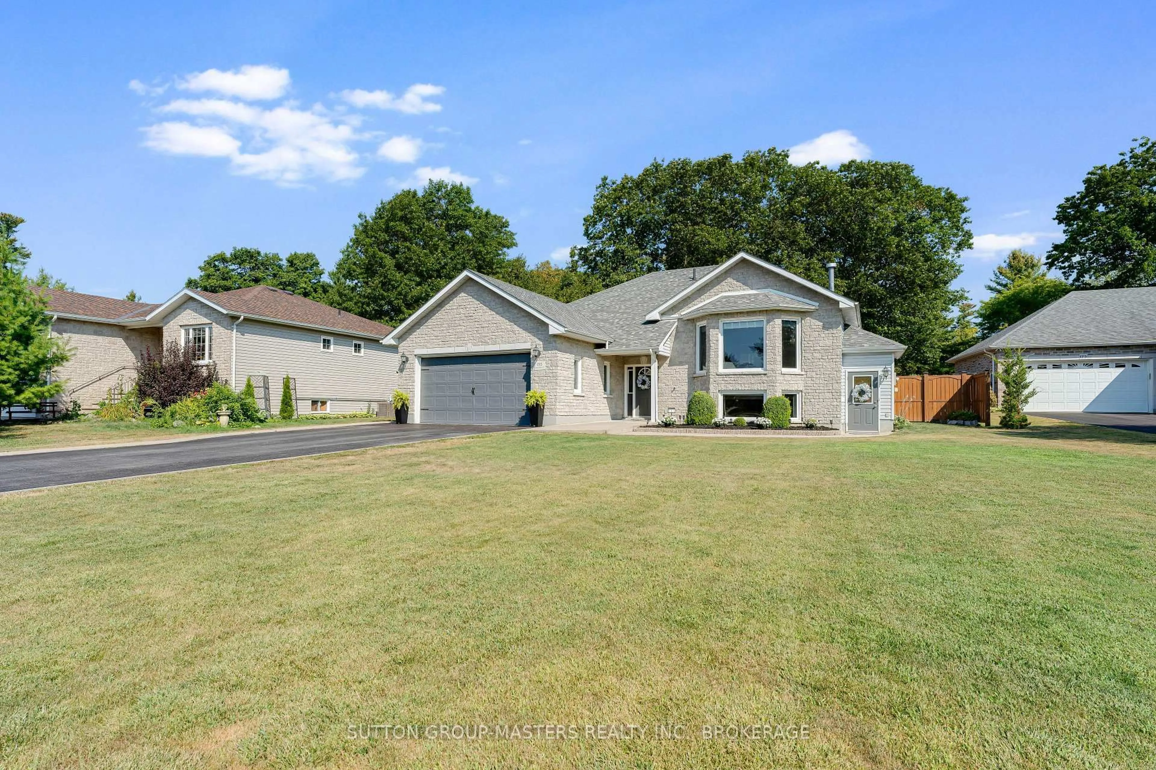 Unknown for 185 Garfield St, Gananoque Ontario K7G 3G2
